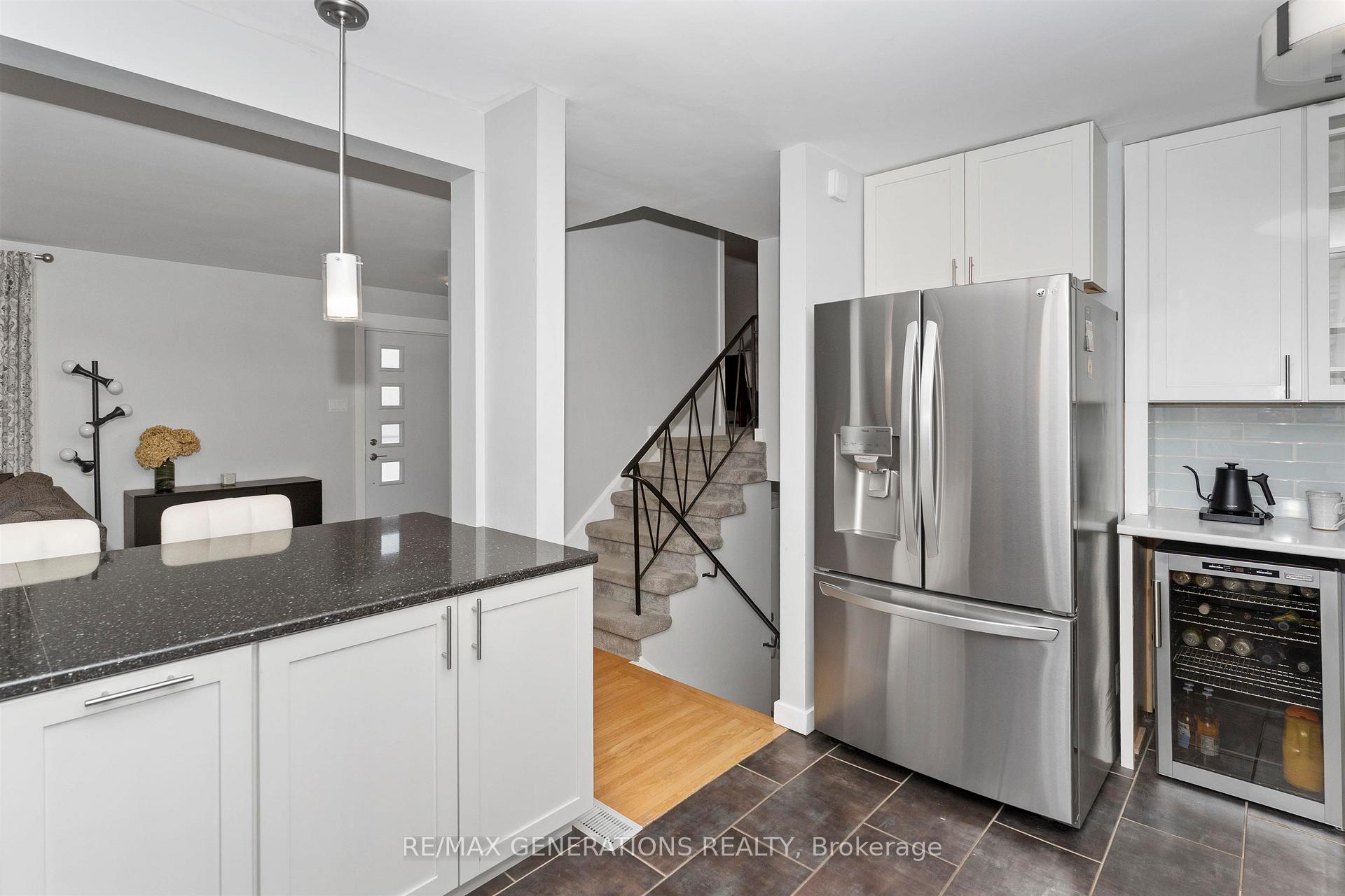 Photo 14 of 528 Riverview Drive, Thunder Bay, Edgewater Park — HOMEH