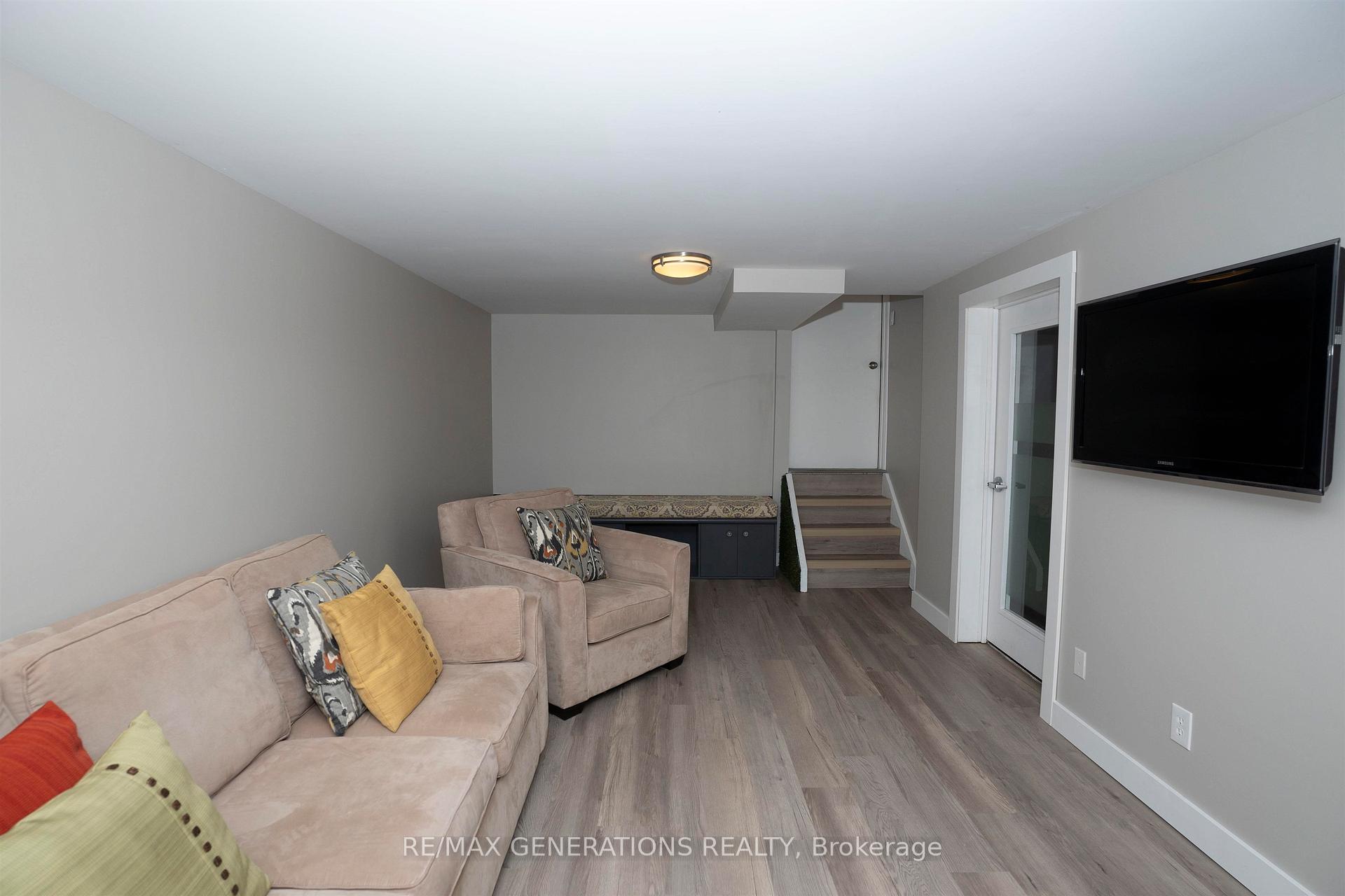 Photo 31 of 528 Riverview Drive, Thunder Bay, Edgewater Park — HOMEH
