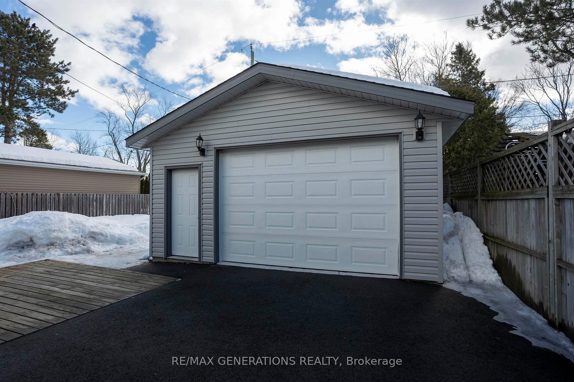 Photo 34 of 528 Riverview Drive, Thunder Bay, Edgewater Park — HOMEH