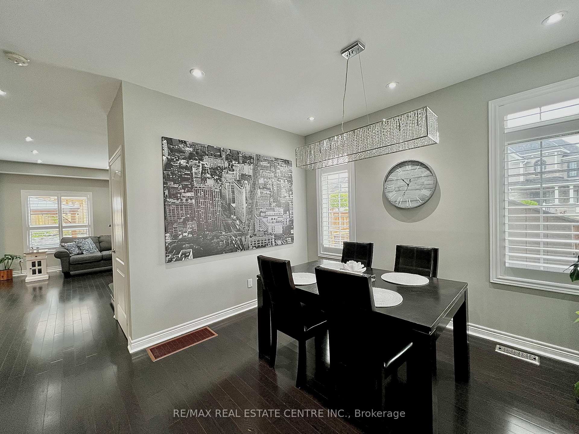 Photo 12 of 36 Paula Court, Orangeville — HOMEH