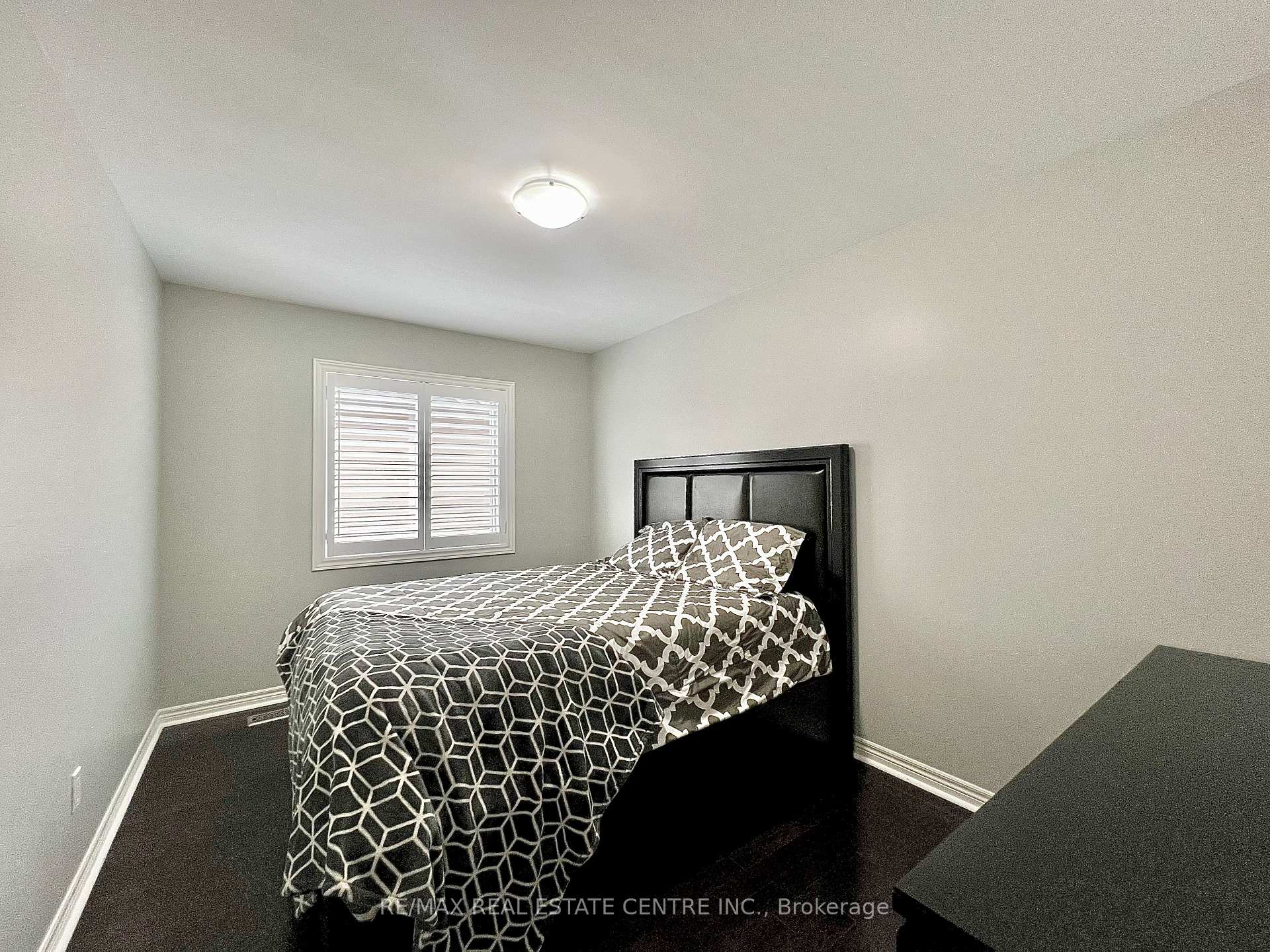 Photo 29 of 36 Paula Court, Orangeville — HOMEH