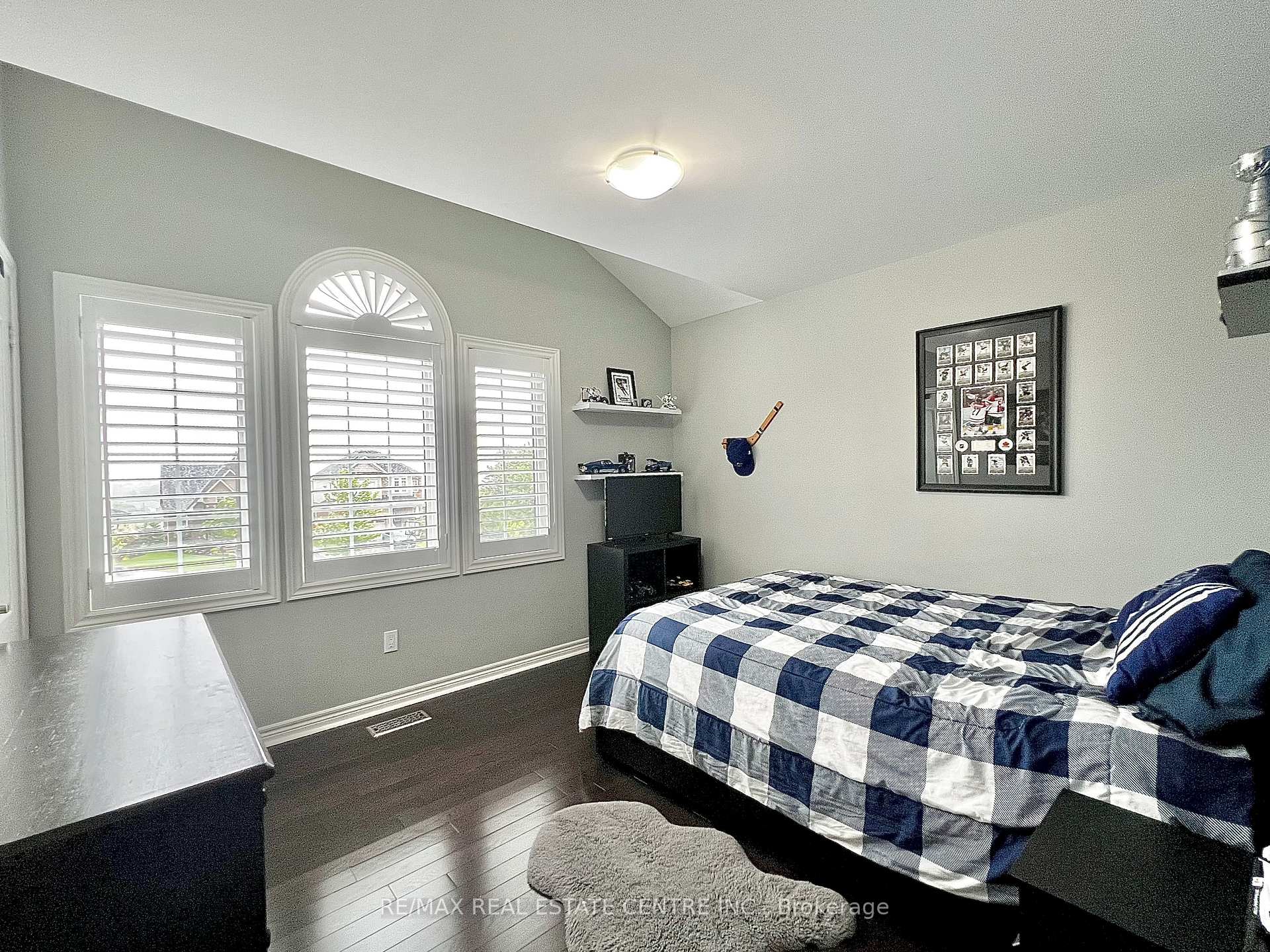 Photo 39 of 36 Paula Court, Orangeville — HOMEH