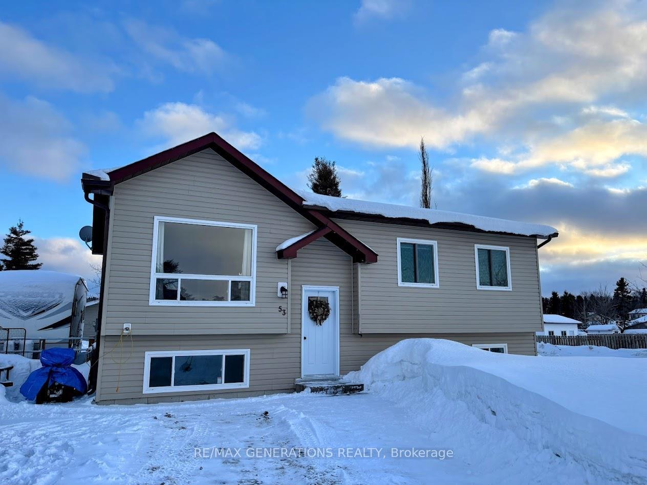Photo 1 of 53 Graham Crescent, Marathon — HOMEH
