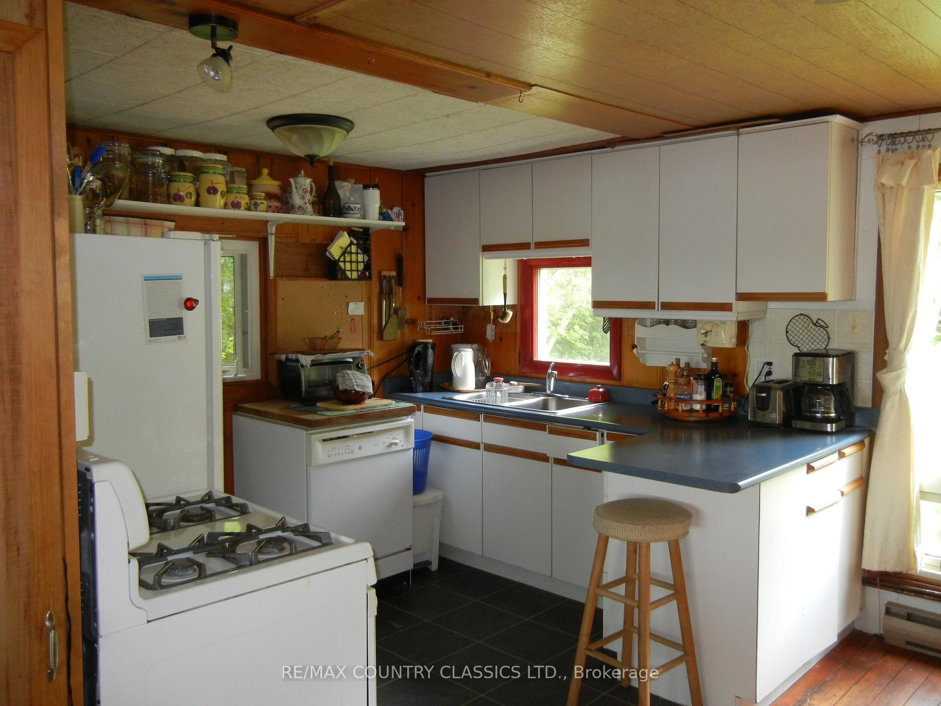 Photo 13 of 316 Trotter-Oitment Road, North Kawartha — HOMEH