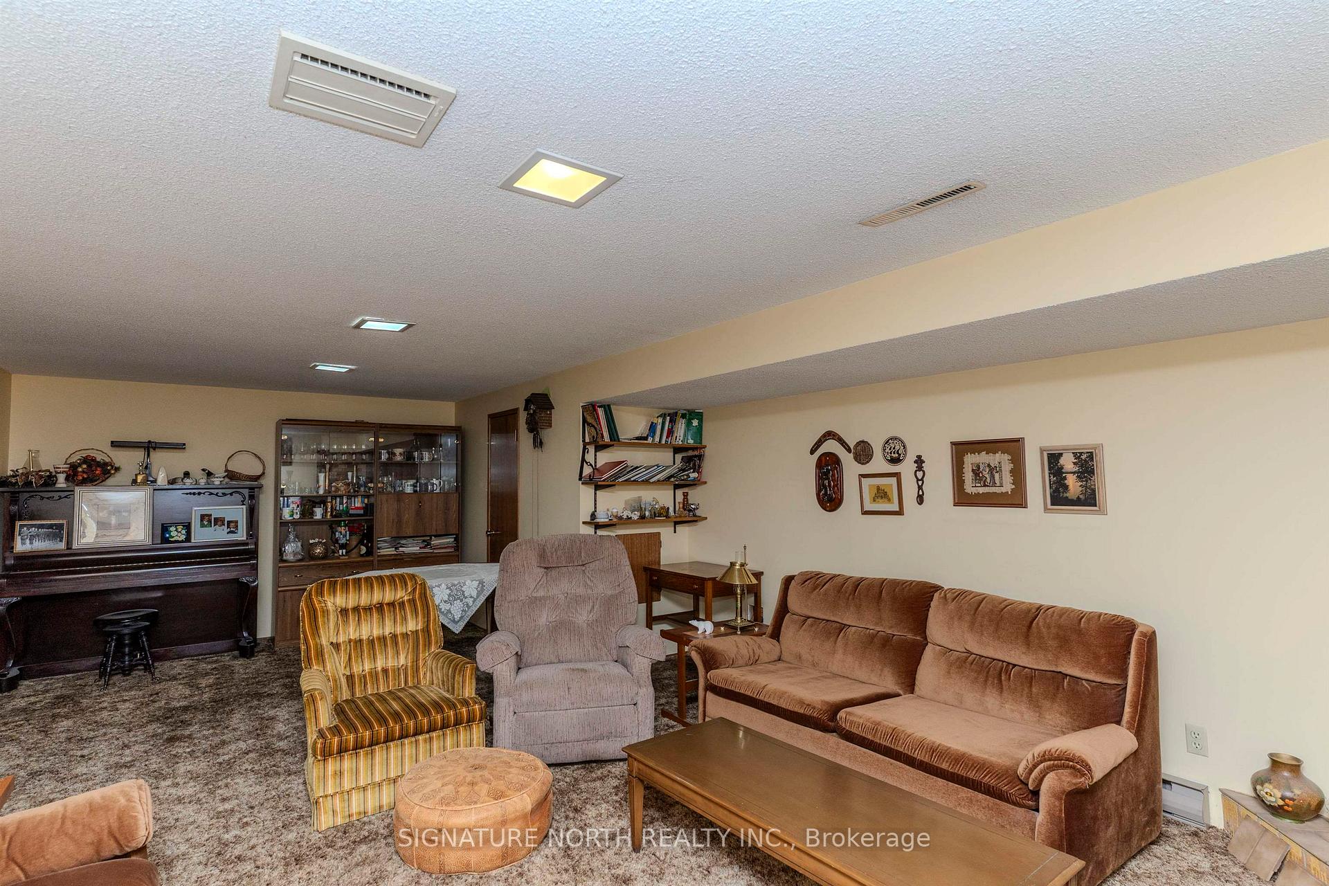 Photo 23 of 441 Donald Street W, Thunder Bay, Edgewater Park — HOMEH