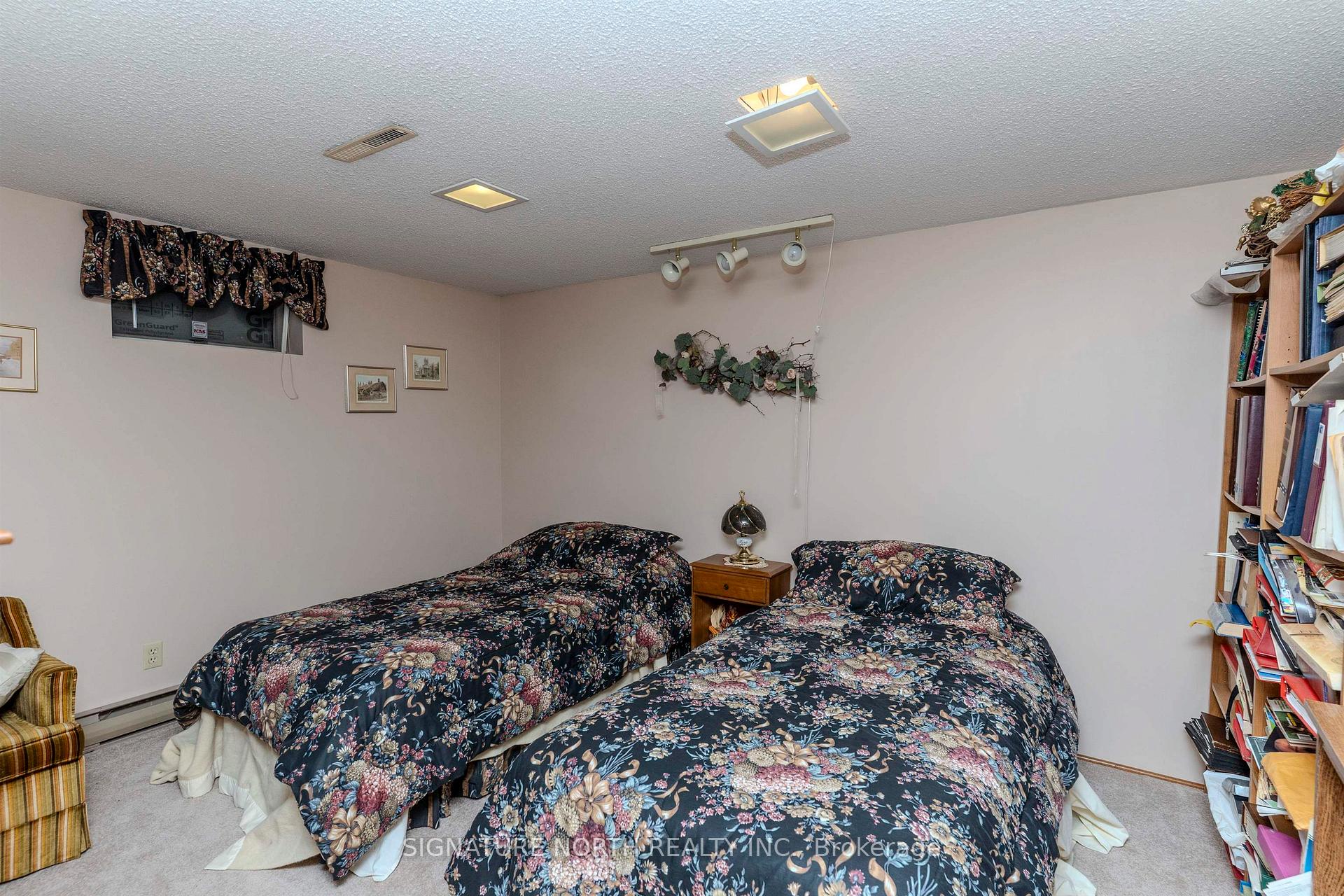 Photo 24 of 441 Donald Street W, Thunder Bay, Edgewater Park — HOMEH