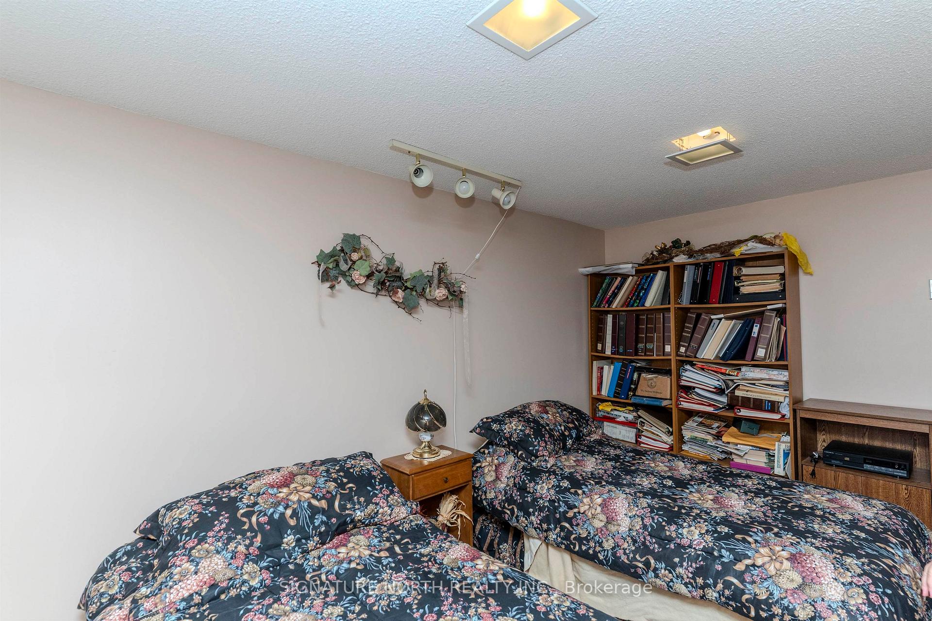 Photo 25 of 441 Donald Street W, Thunder Bay, Edgewater Park — HOMEH