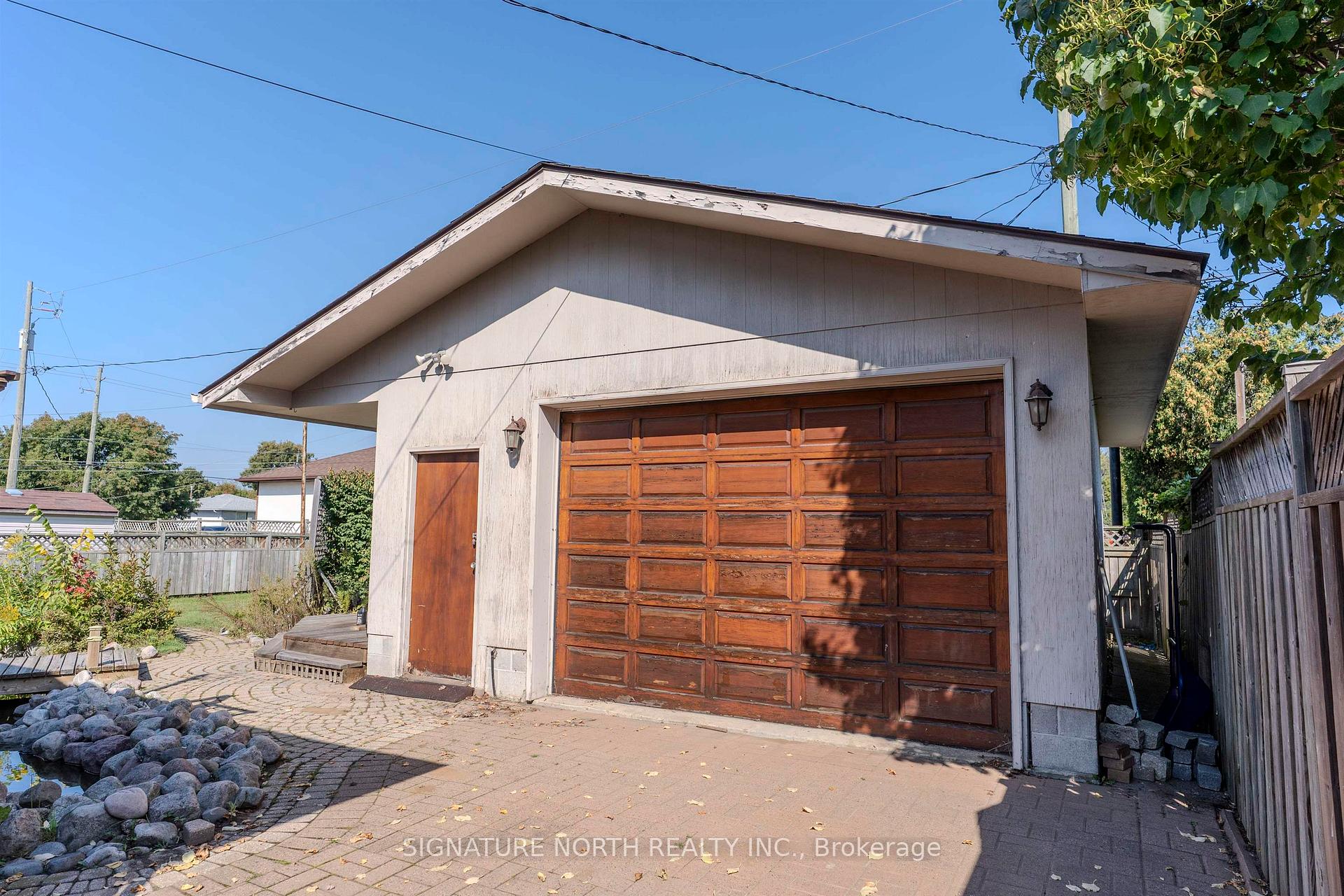 Photo 29 of 441 Donald Street W, Thunder Bay, Edgewater Park — HOMEH