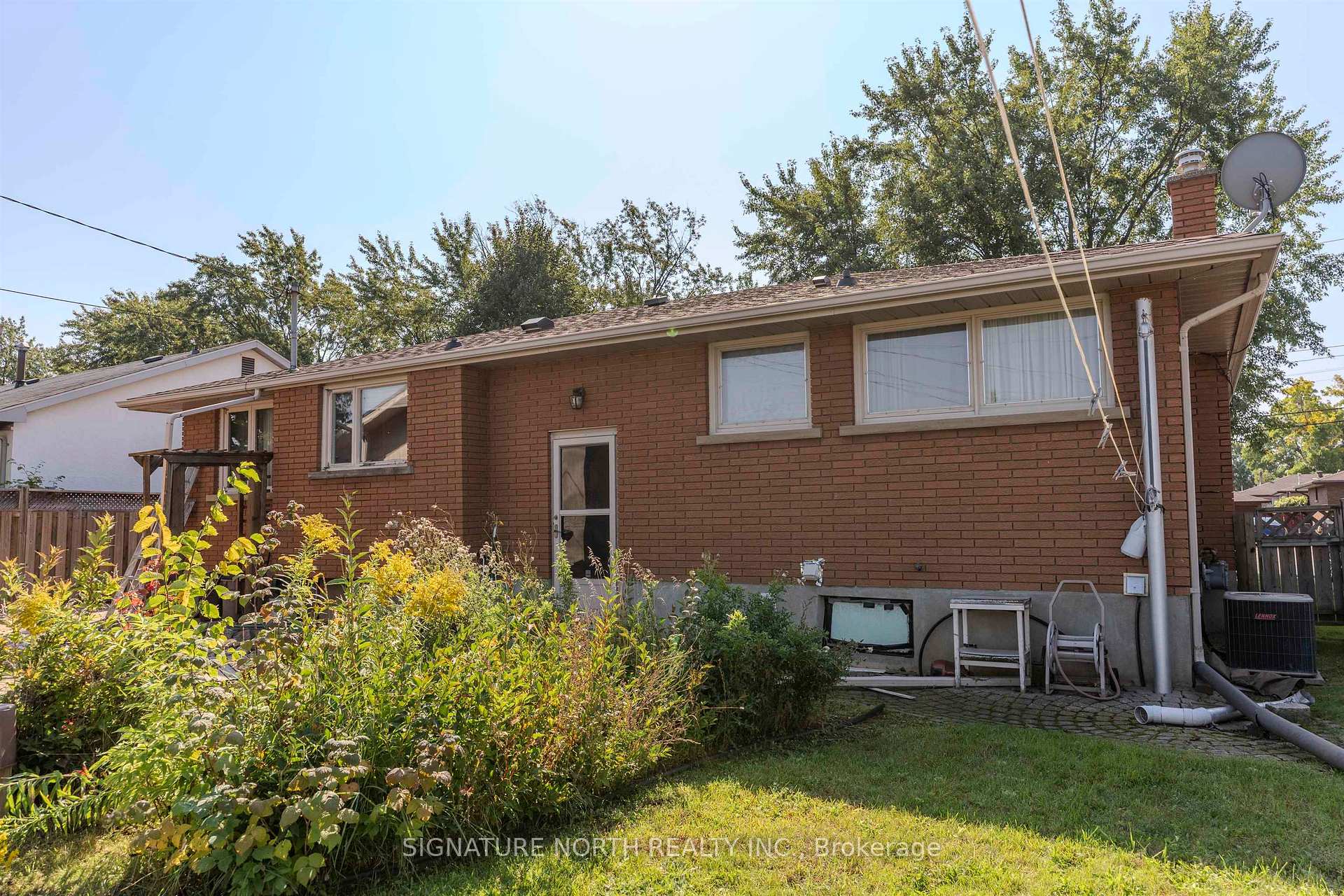 Photo 30 of 441 Donald Street W, Thunder Bay, Edgewater Park — HOMEH