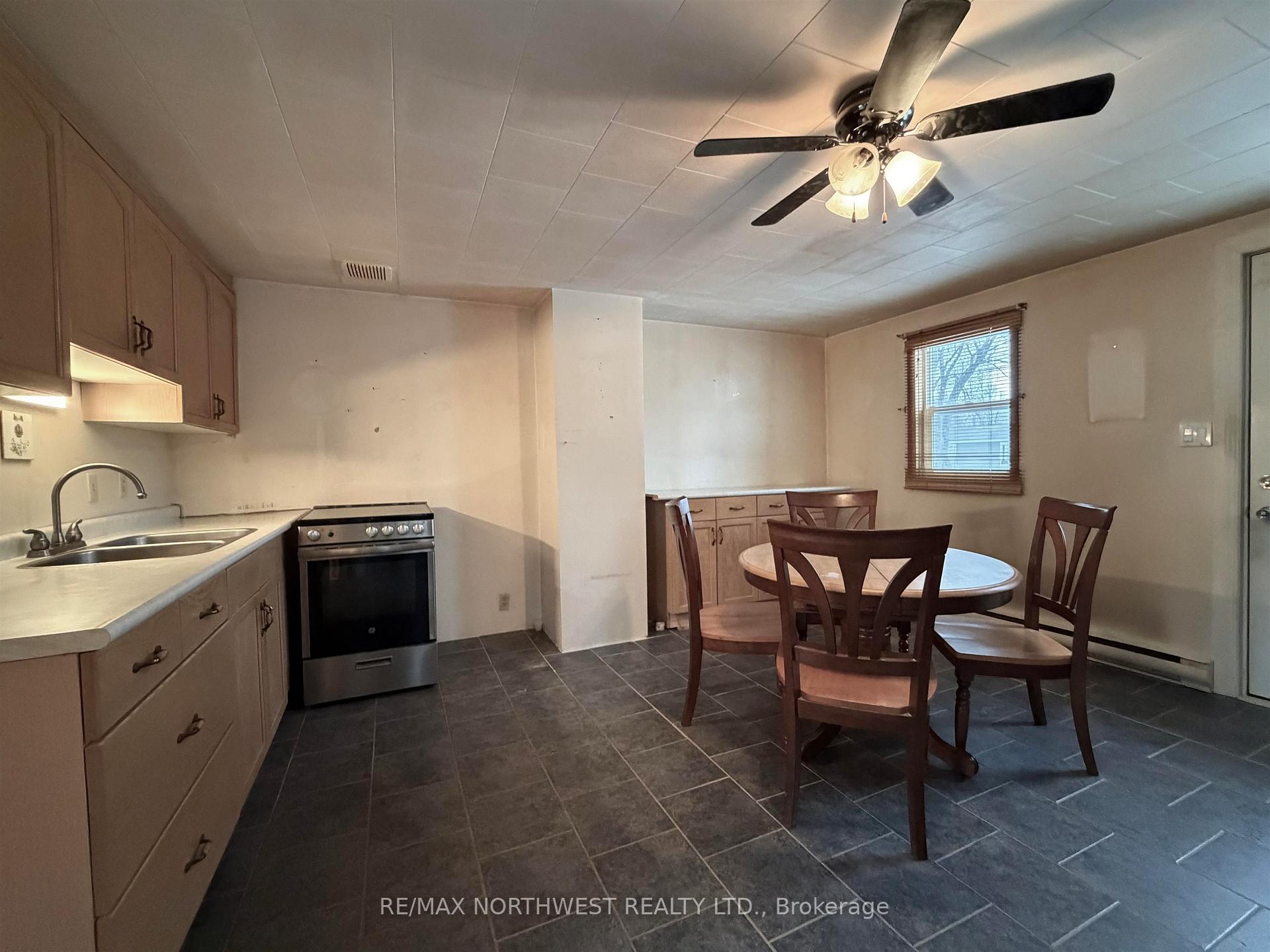 Photo 5 of 1133 River Road W, Fort Frances — HOMEH