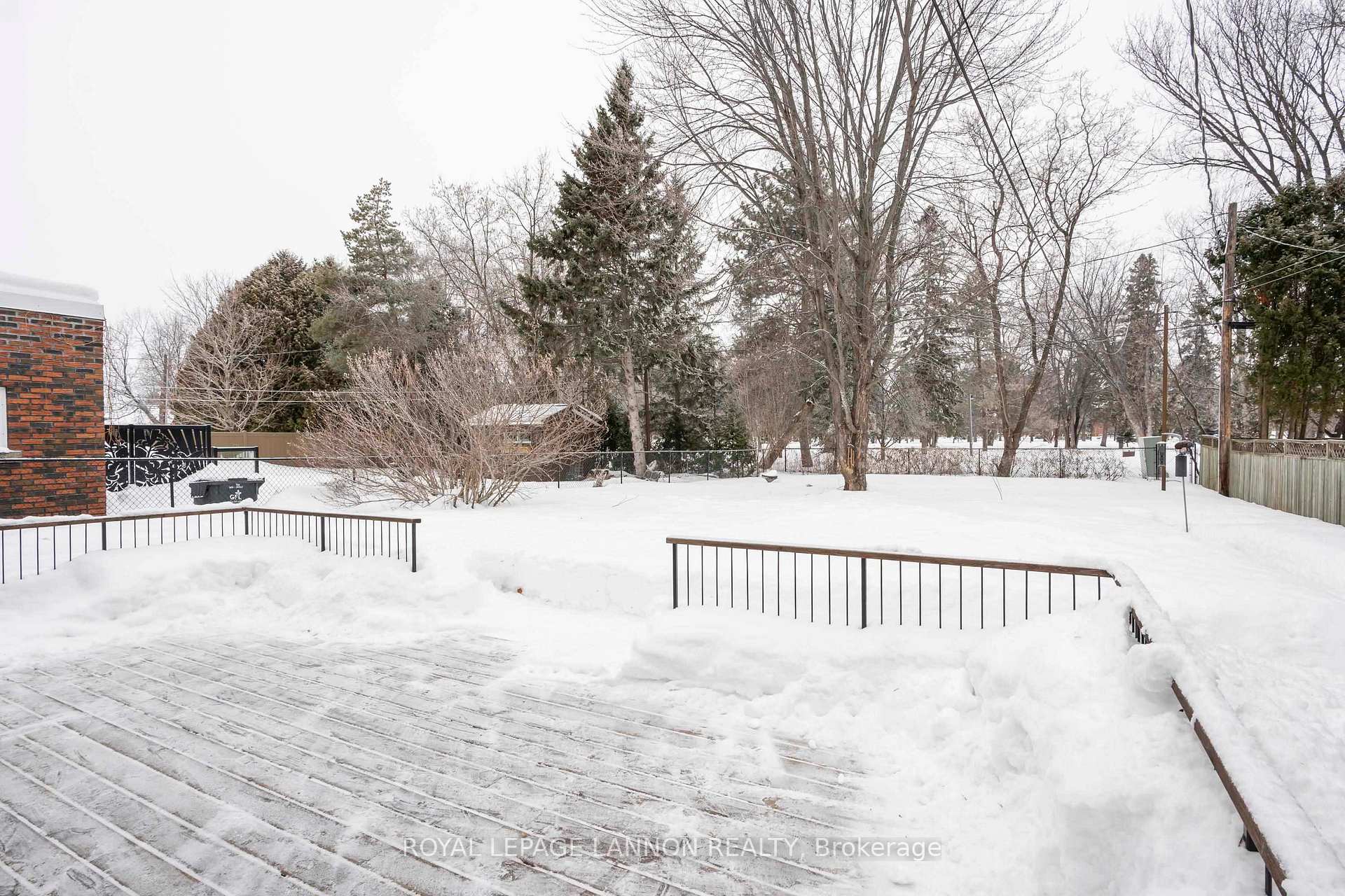 Photo 5 of 1729 McGregor Avenue, Thunder Bay, Hyde Park — HOMEH
