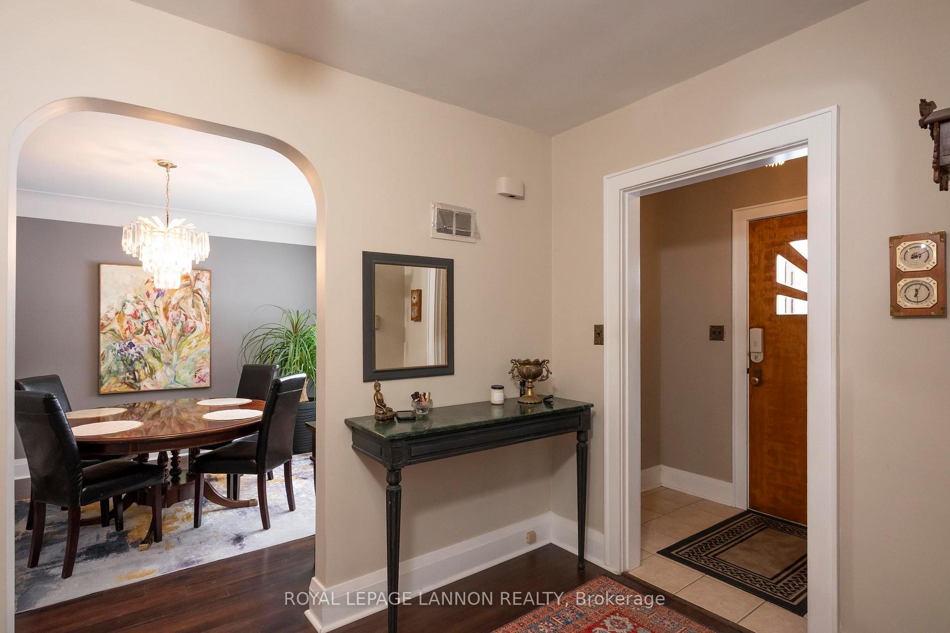 Photo 9 of 1729 McGregor Avenue, Thunder Bay, Hyde Park — HOMEH