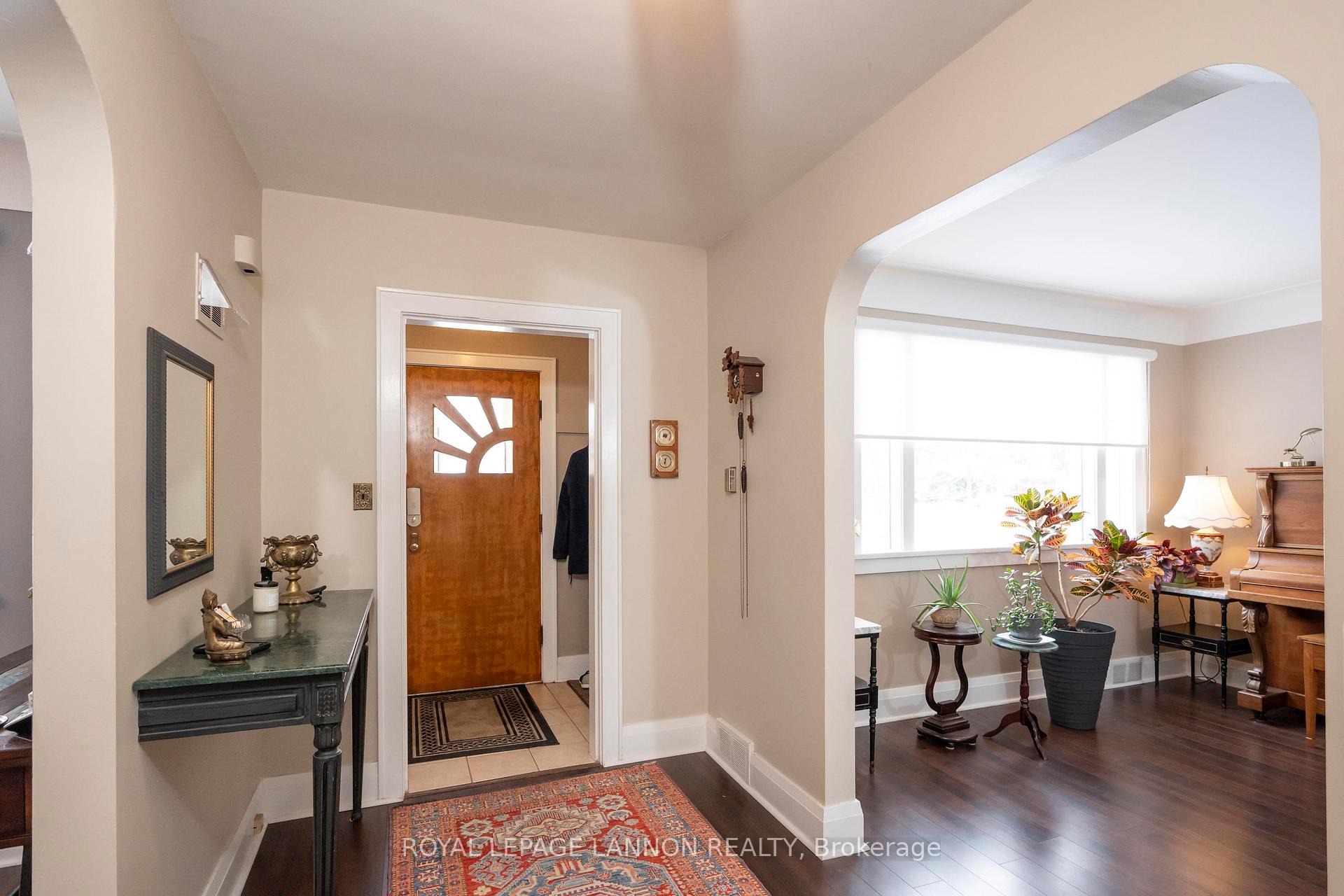 Photo 10 of 1729 McGregor Avenue, Thunder Bay, Hyde Park — HOMEH