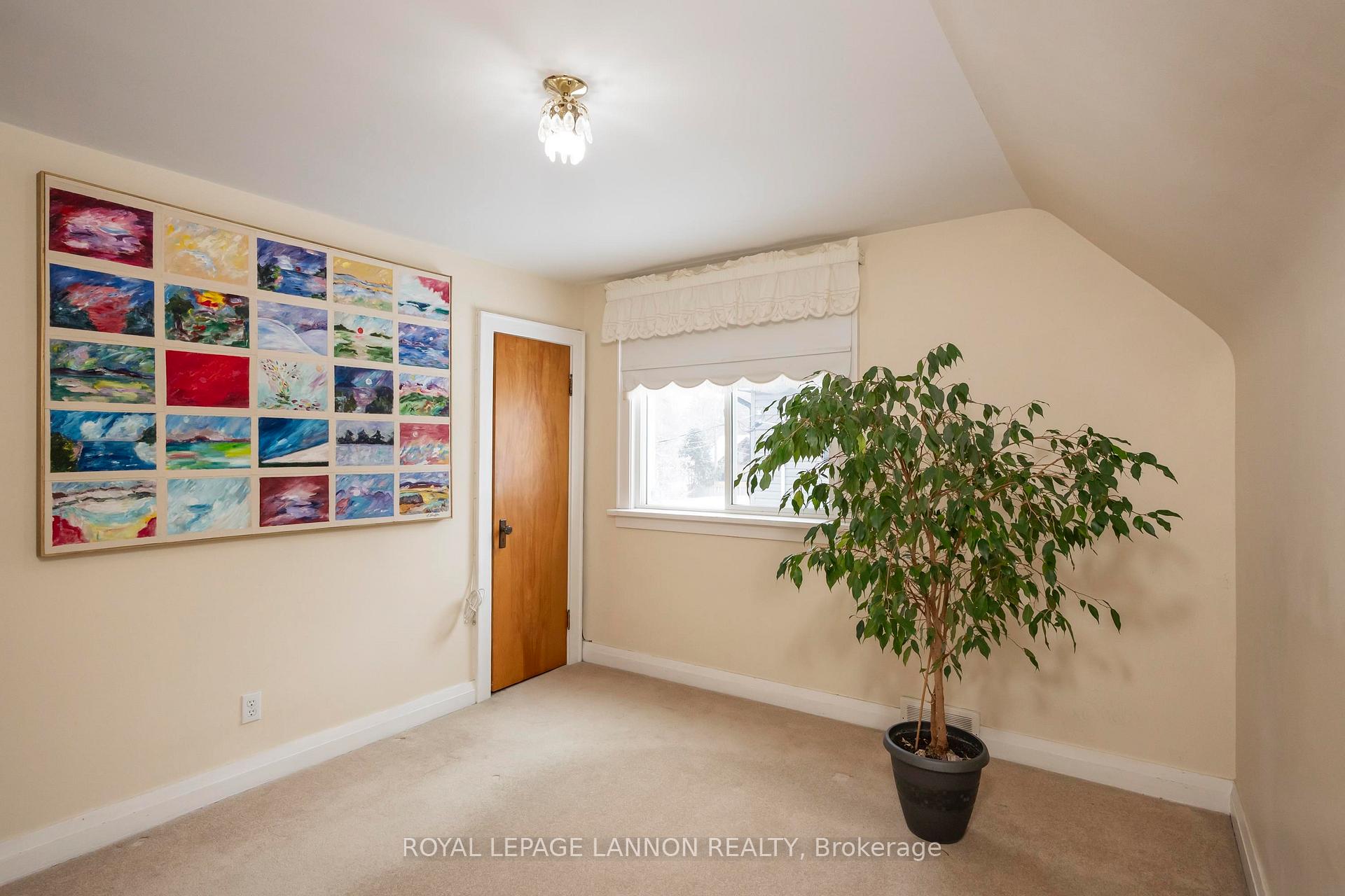 Photo 28 of 1729 McGregor Avenue, Thunder Bay, Hyde Park — HOMEH
