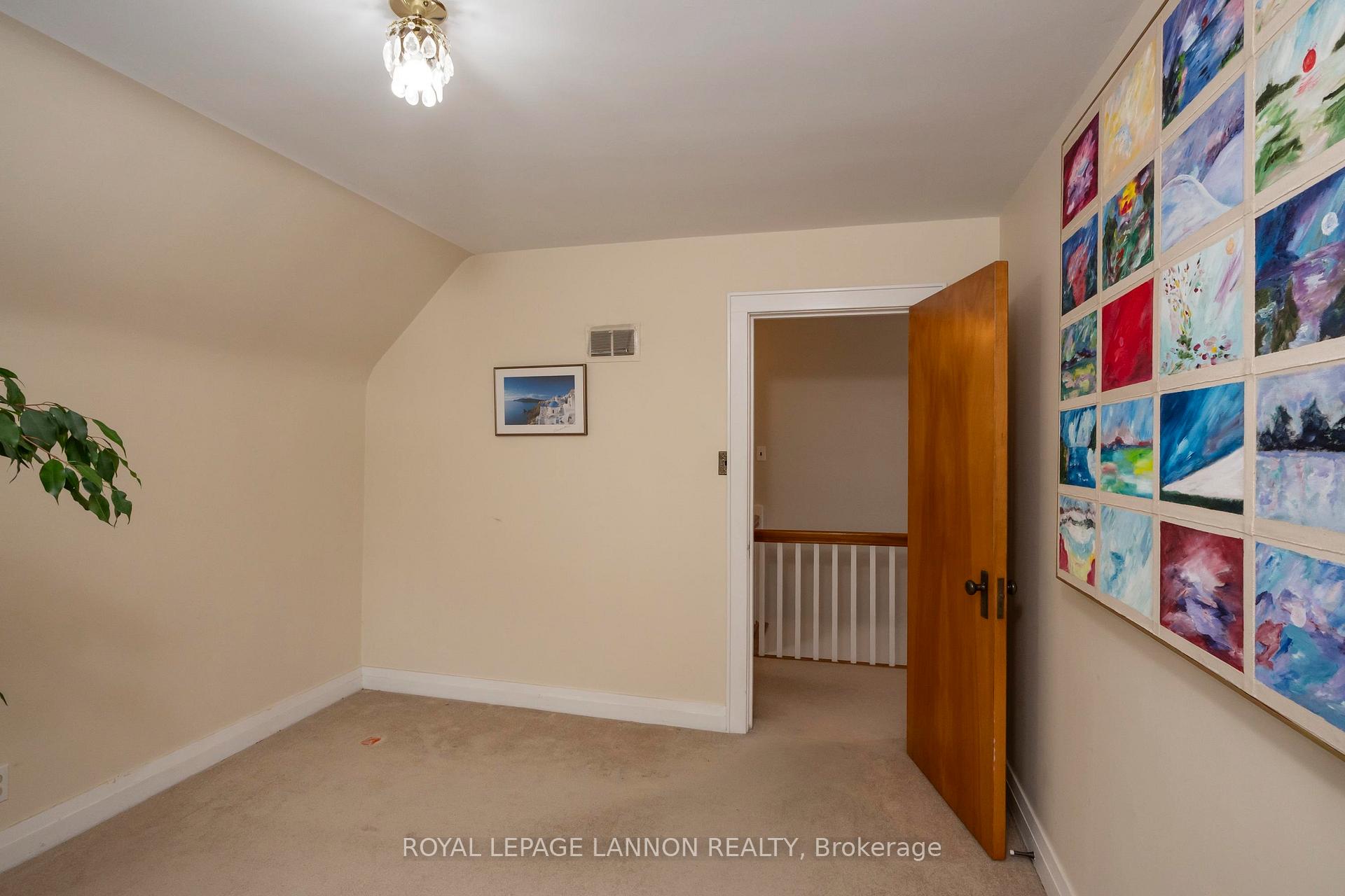 Photo 30 of 1729 McGregor Avenue, Thunder Bay, Hyde Park — HOMEH