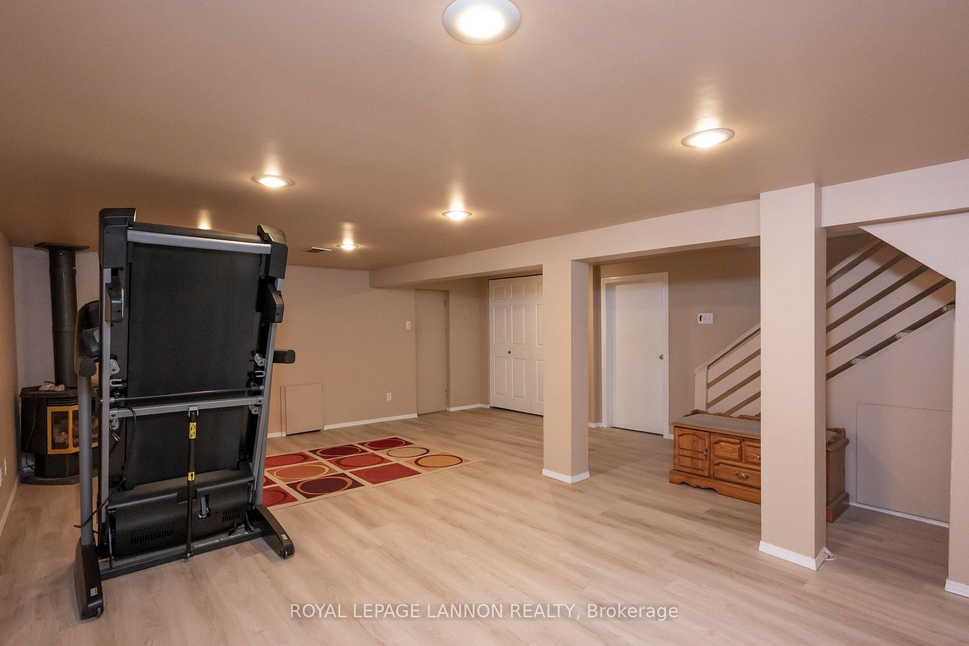 Photo 36 of 1729 McGregor Avenue, Thunder Bay, Hyde Park — HOMEH