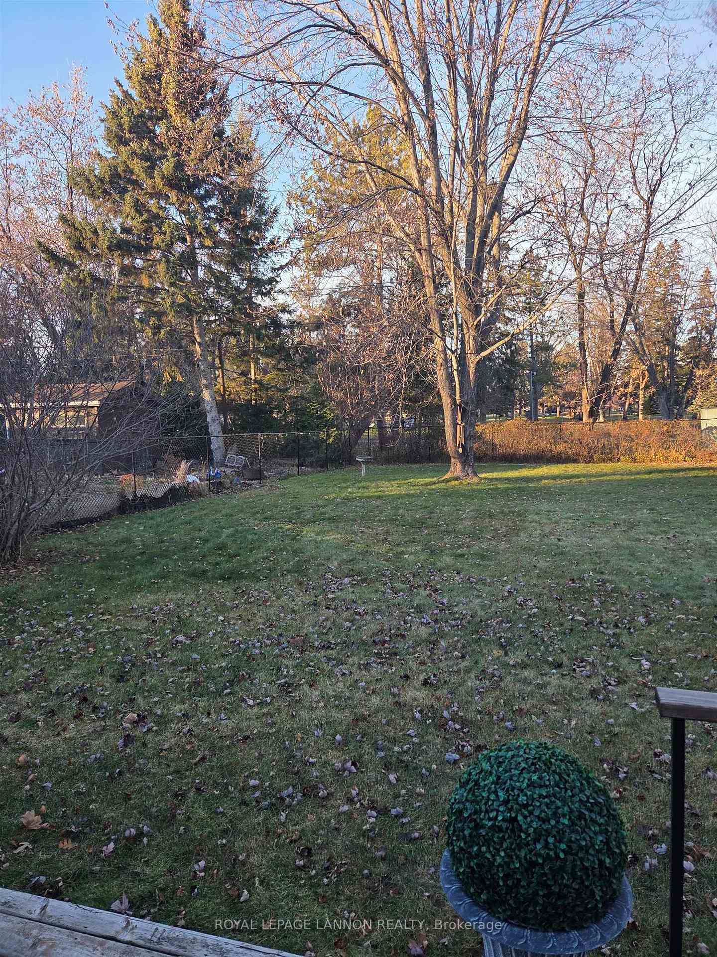 Photo 48 of 1729 McGregor Avenue, Thunder Bay, Hyde Park — HOMEH