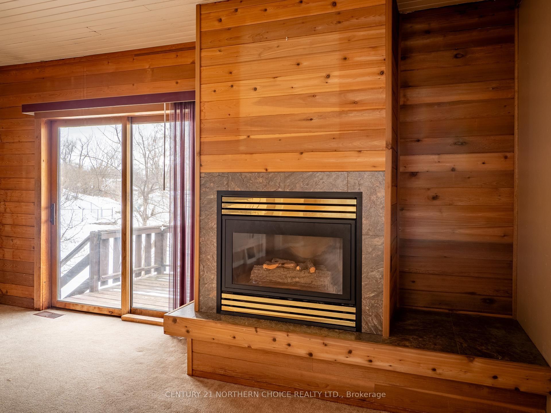 Photo 6 of 125 Fourth Street N, Kenora, North End — HOMEH