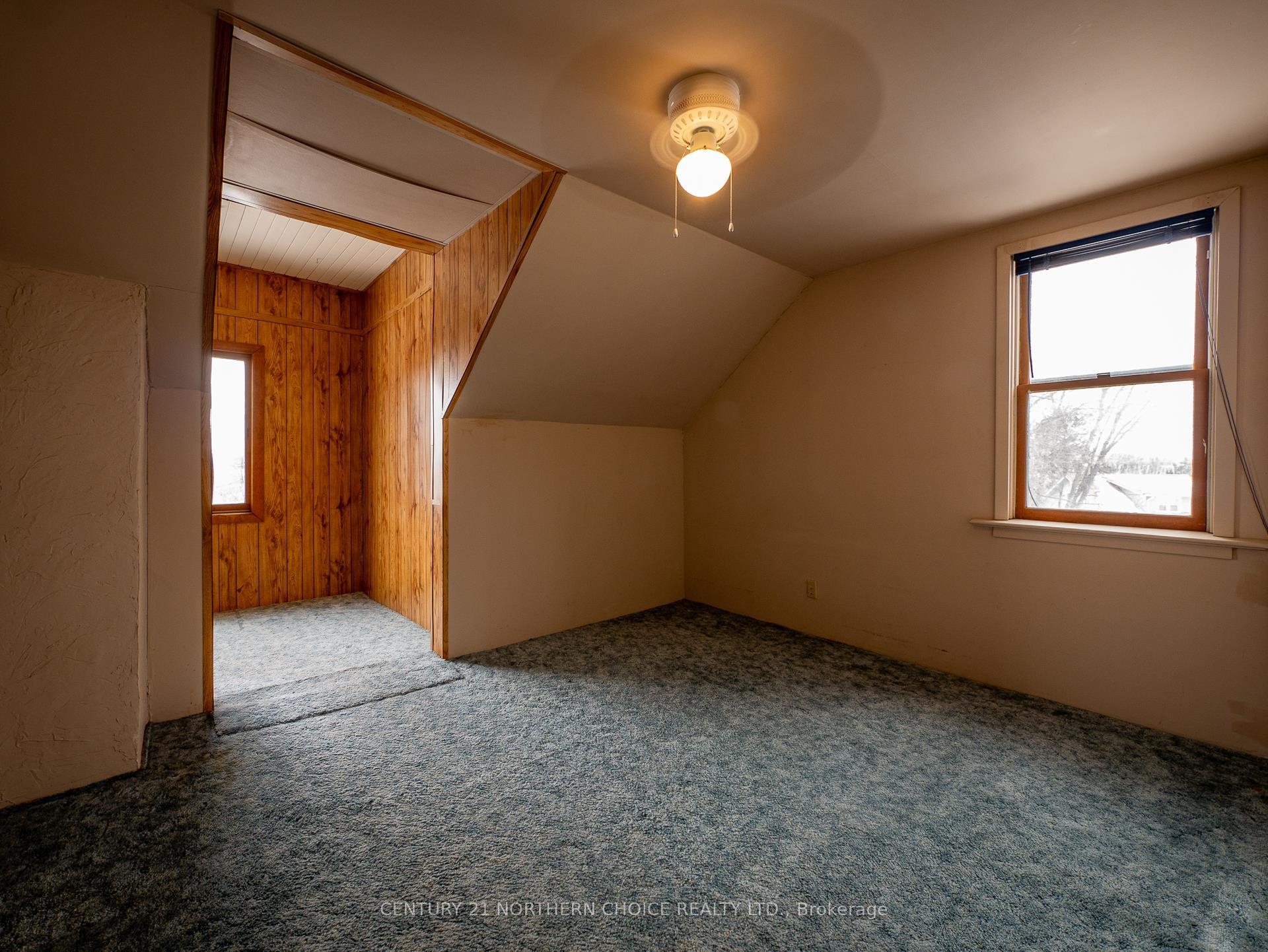 Photo 25 of 125 Fourth Street N, Kenora, North End — HOMEH