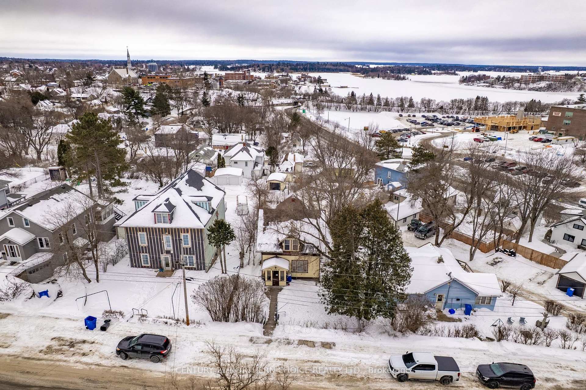 Photo 37 of 125 Fourth Street N, Kenora, North End — HOMEH