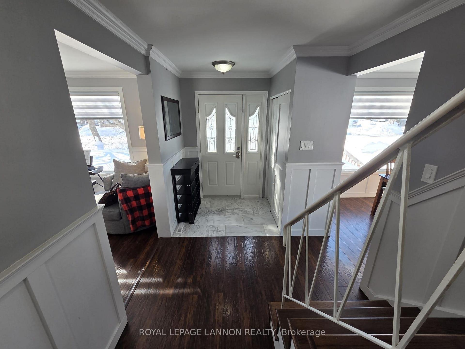 Photo 4 of 283 Hinton Ave., Thunder Bay, Grandview — HOMEH