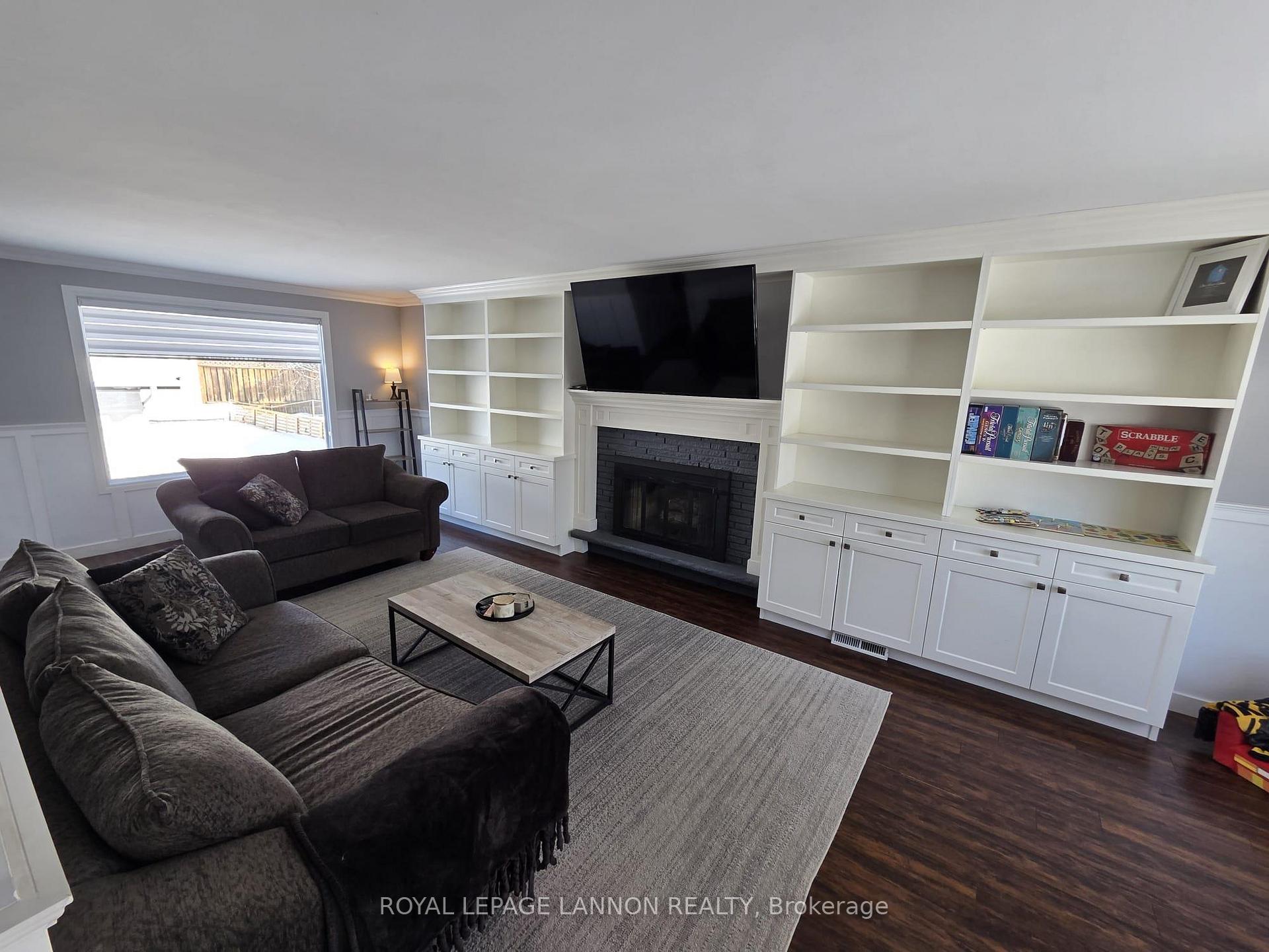 Photo 9 of 283 Hinton Ave., Thunder Bay, Grandview — HOMEH