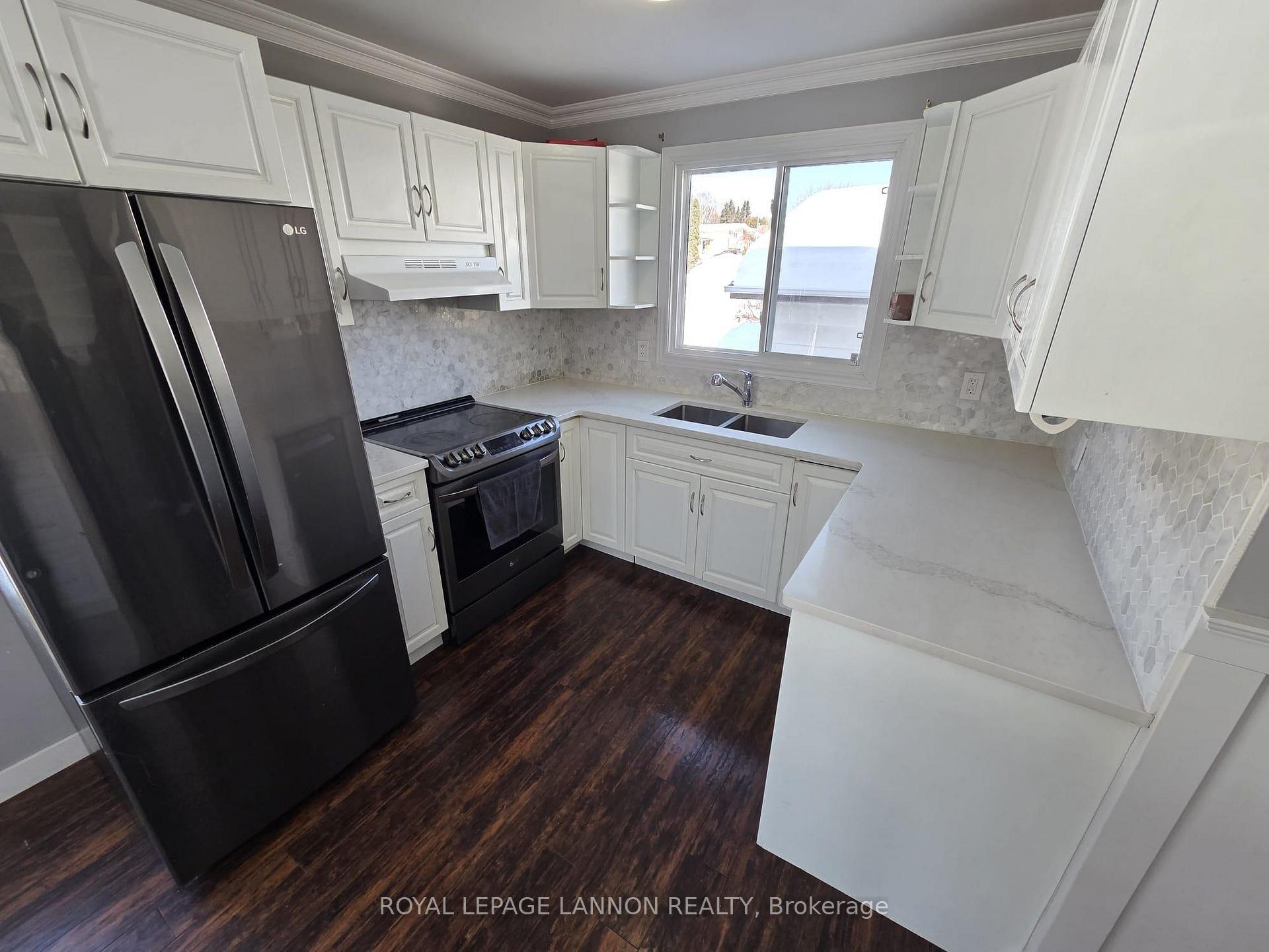 Photo 12 of 283 Hinton Ave., Thunder Bay, Grandview — HOMEH