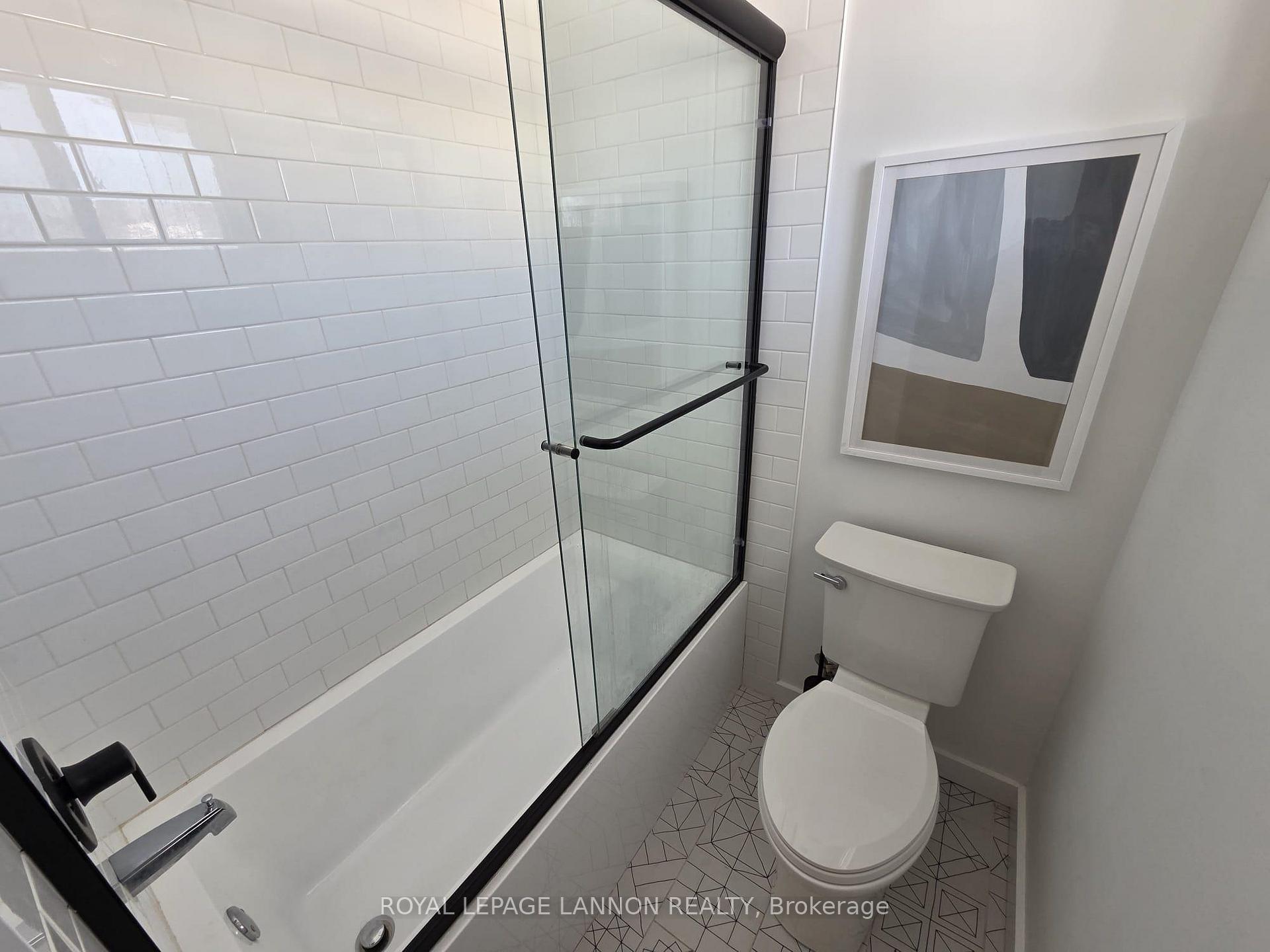 Photo 33 of 283 Hinton Ave., Thunder Bay, Grandview — HOMEH