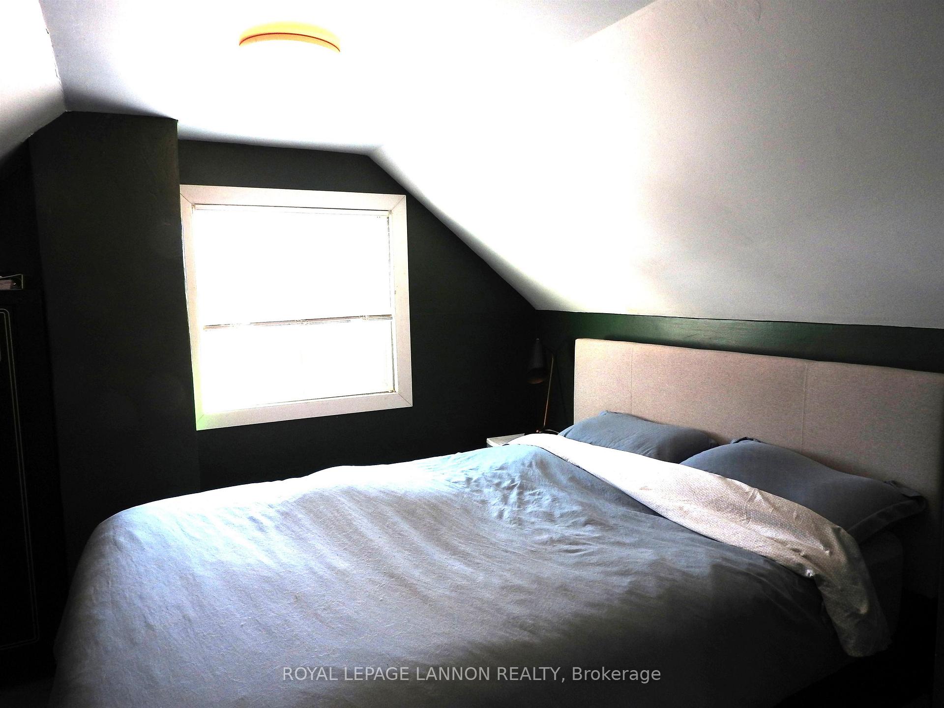 Photo 12 of 286 Leslie Avenue, Thunder Bay, Current River — HOMEH