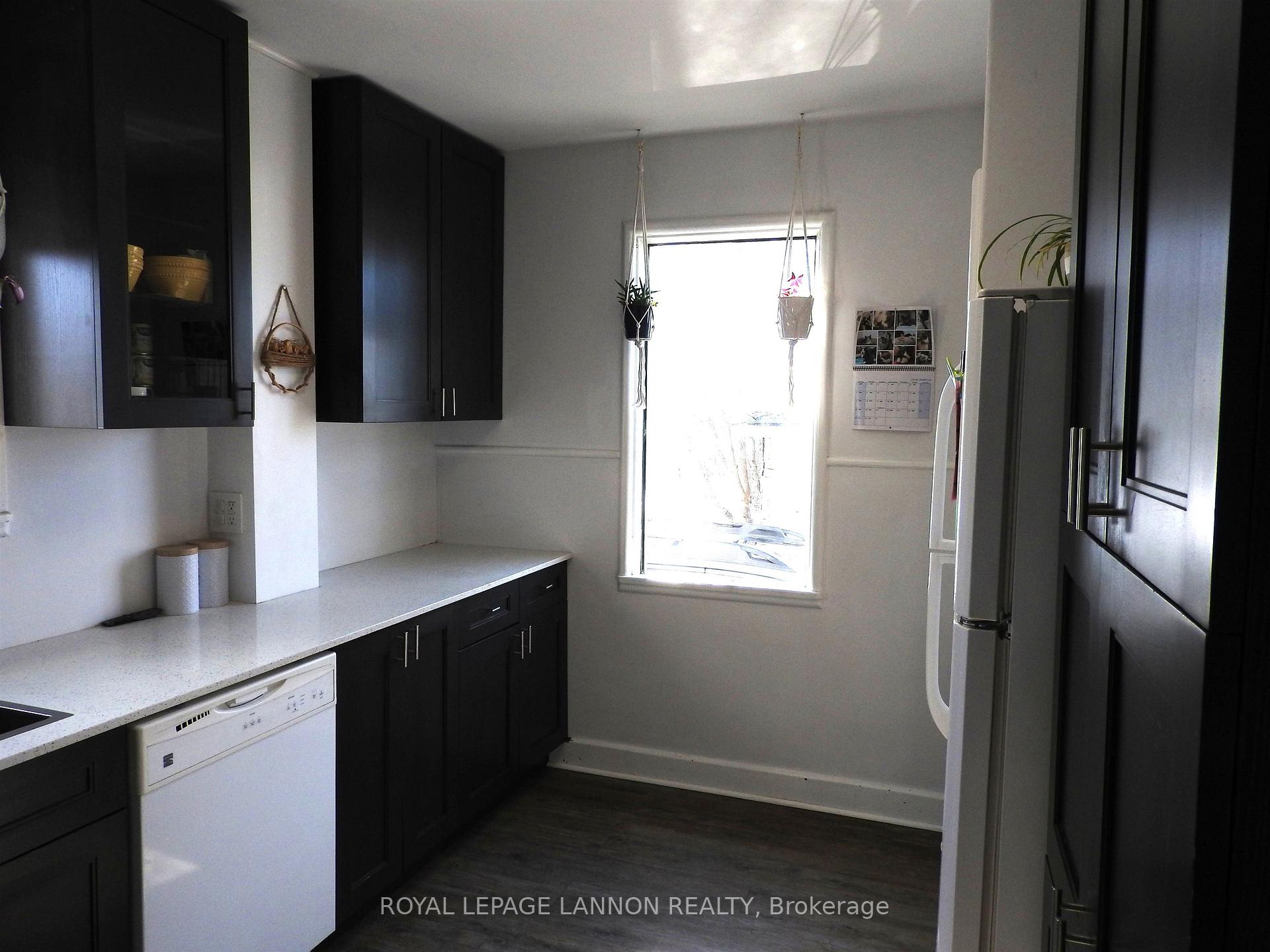 Photo 25 of 286 Leslie Avenue, Thunder Bay, Current River — HOMEH