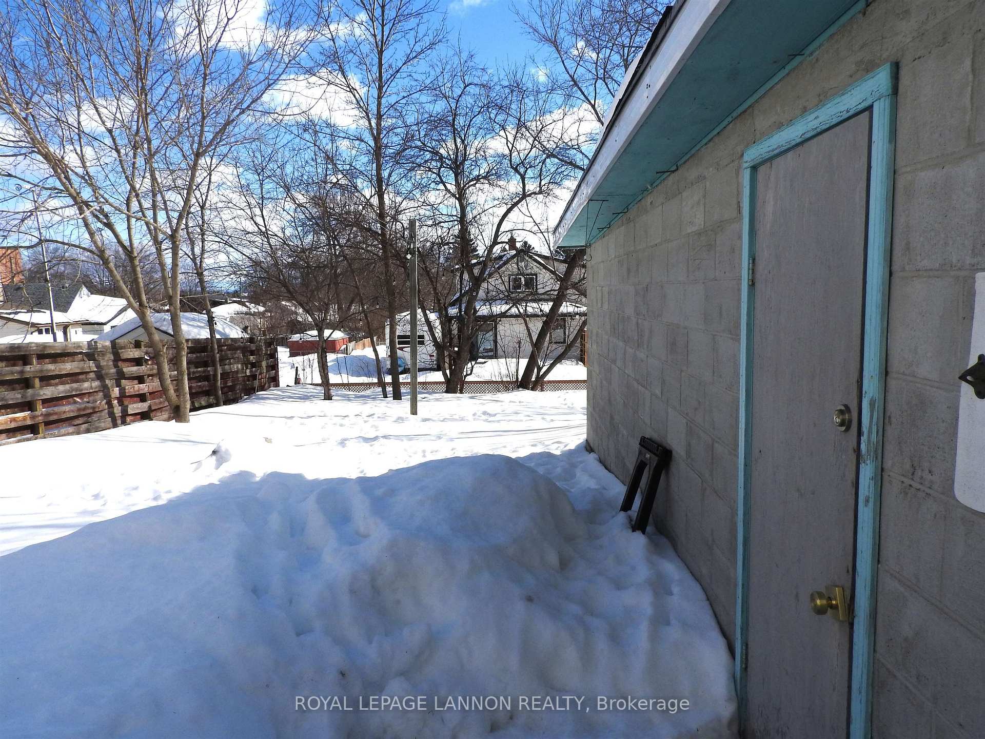 Photo 30 of 286 Leslie Avenue, Thunder Bay, Current River — HOMEH