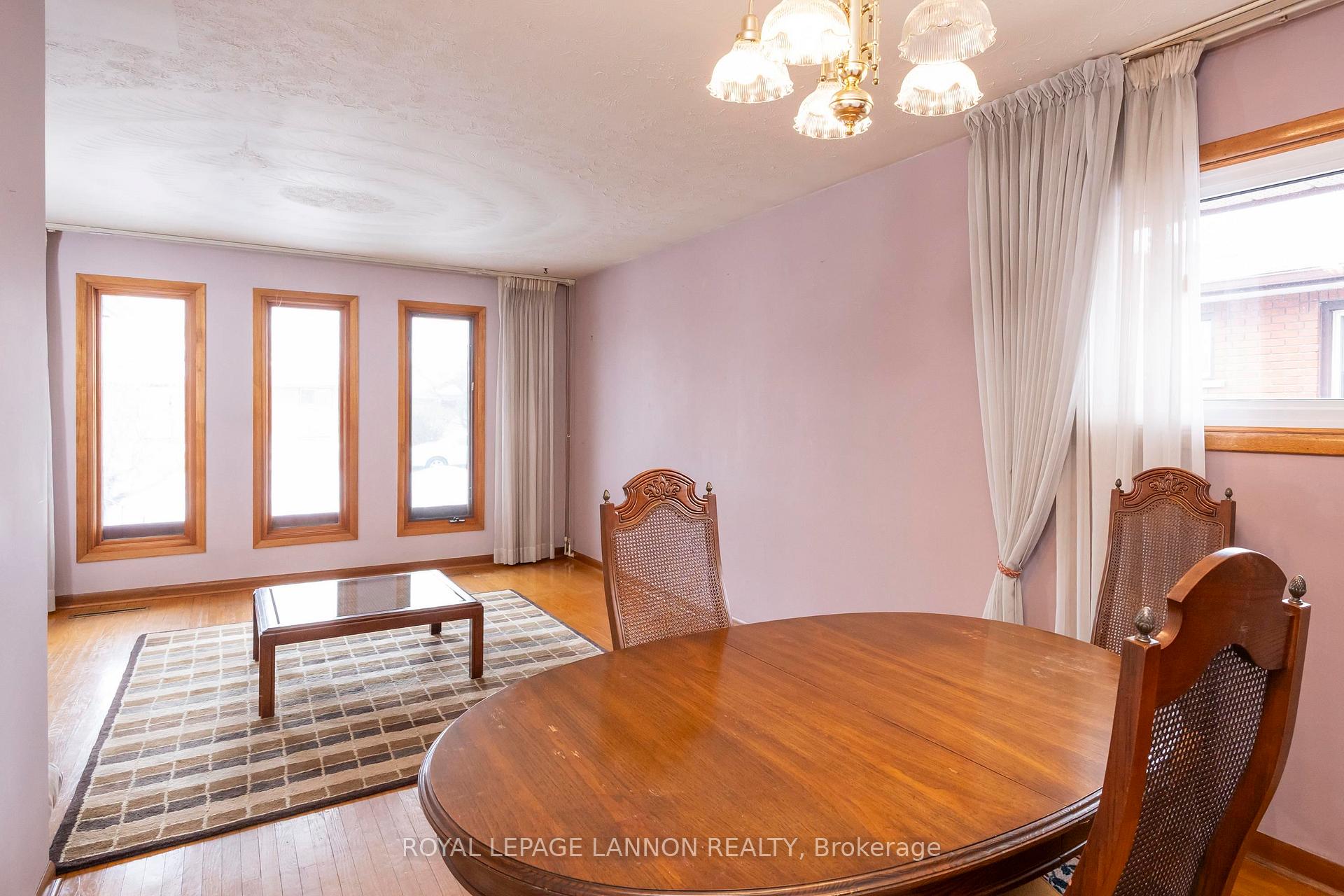 Photo 15 of 1404 Mary St. W, Thunder Bay, Westfort — HOMEH