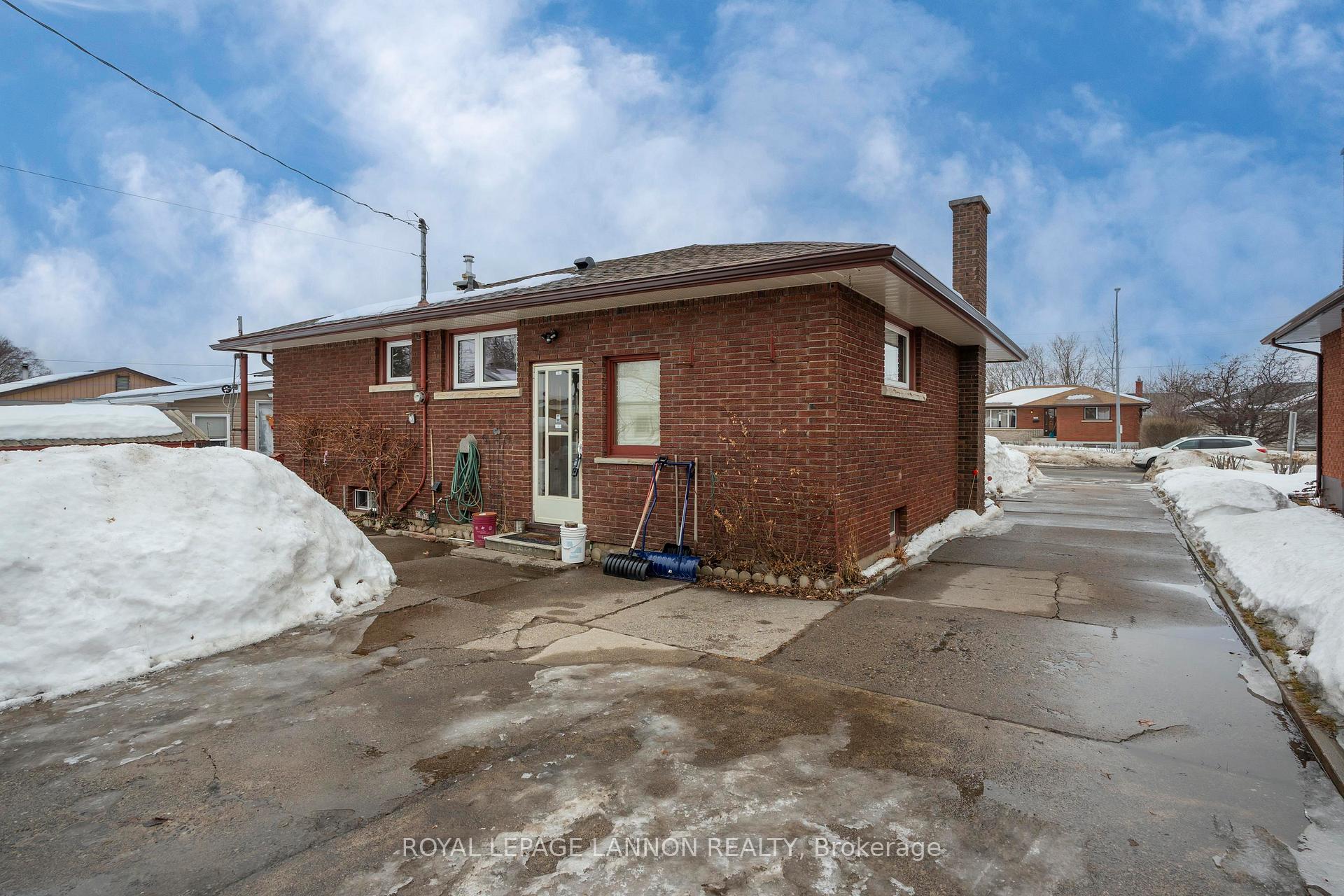 Photo 47 of 1404 Mary St. W, Thunder Bay, Westfort — HOMEH
