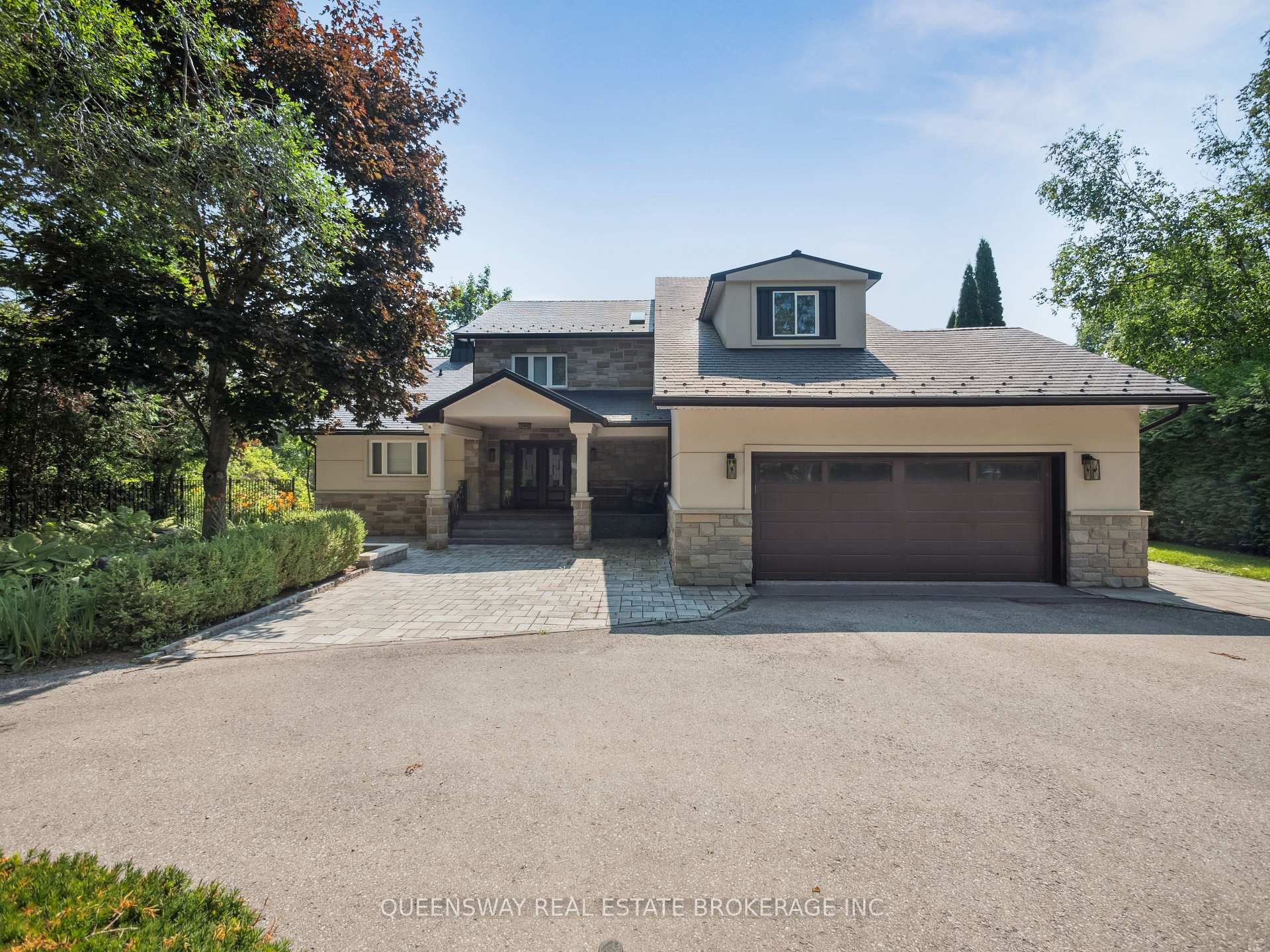 Photo 1 of 109 Woodriver Bend, Georgina, Sutton & Jackson's Point — HOMEH