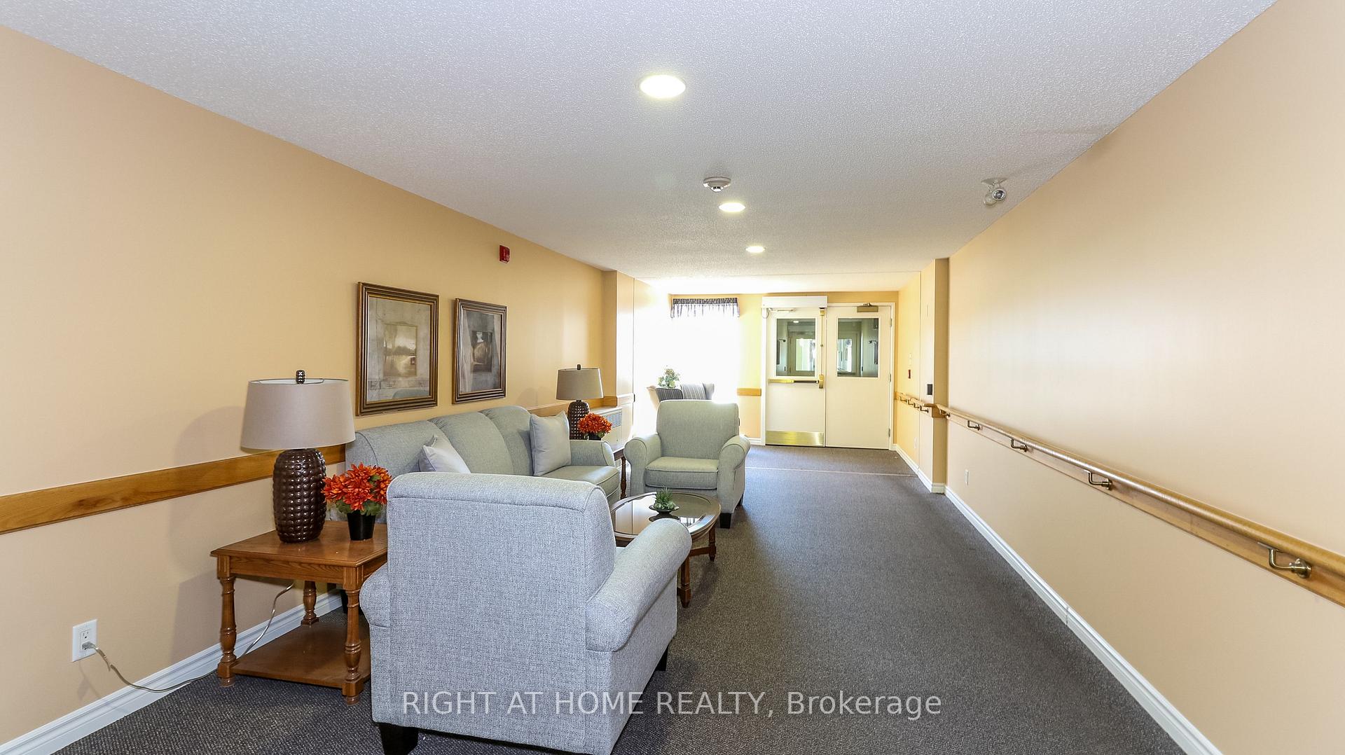 Photo 21 of Unit 312, 90 Dean Avenue, Barrie, Painswick South — HOMEH