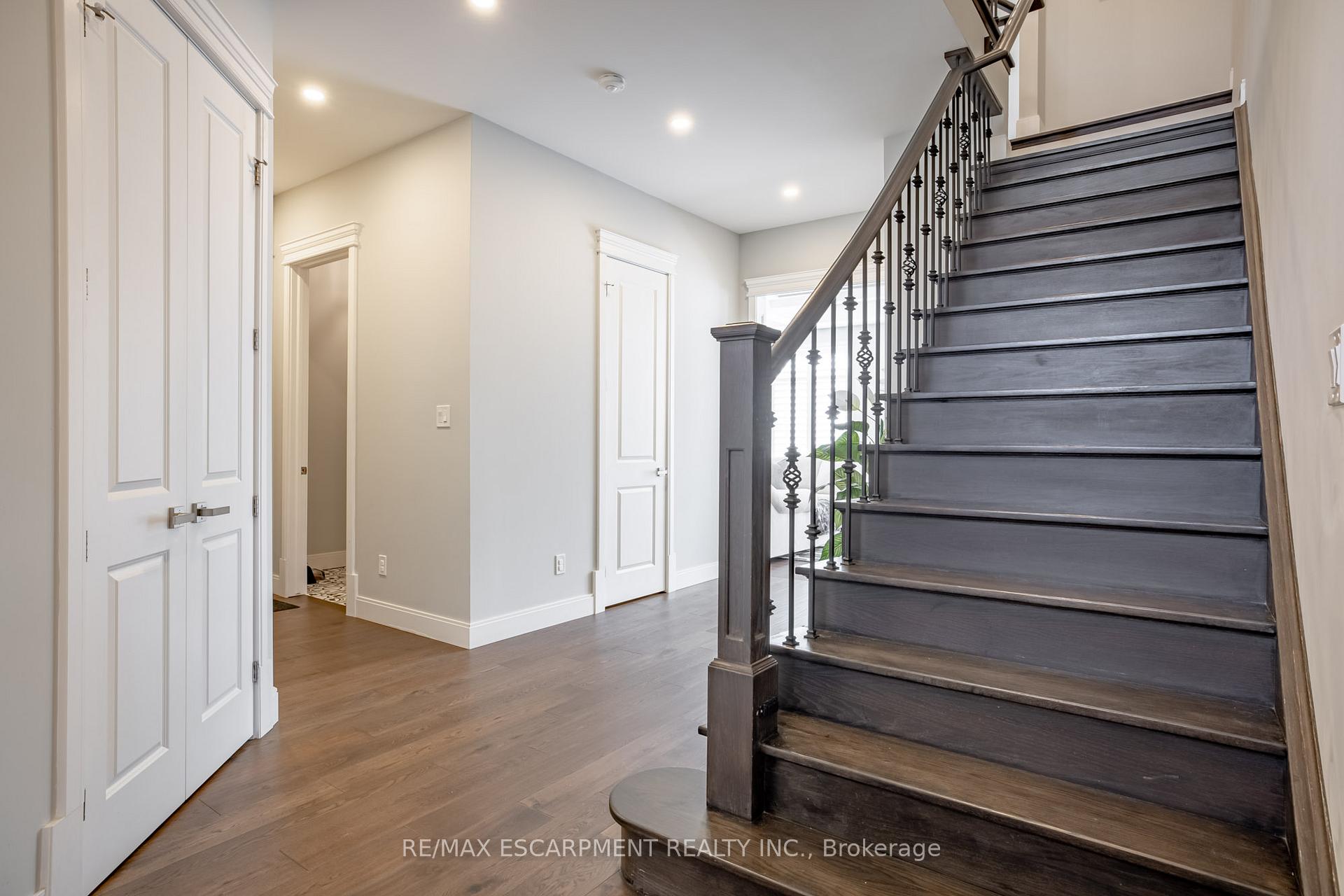 Photo 15 of 4 Lockman Drive, Hamilton, Meadowlands — HOMEH