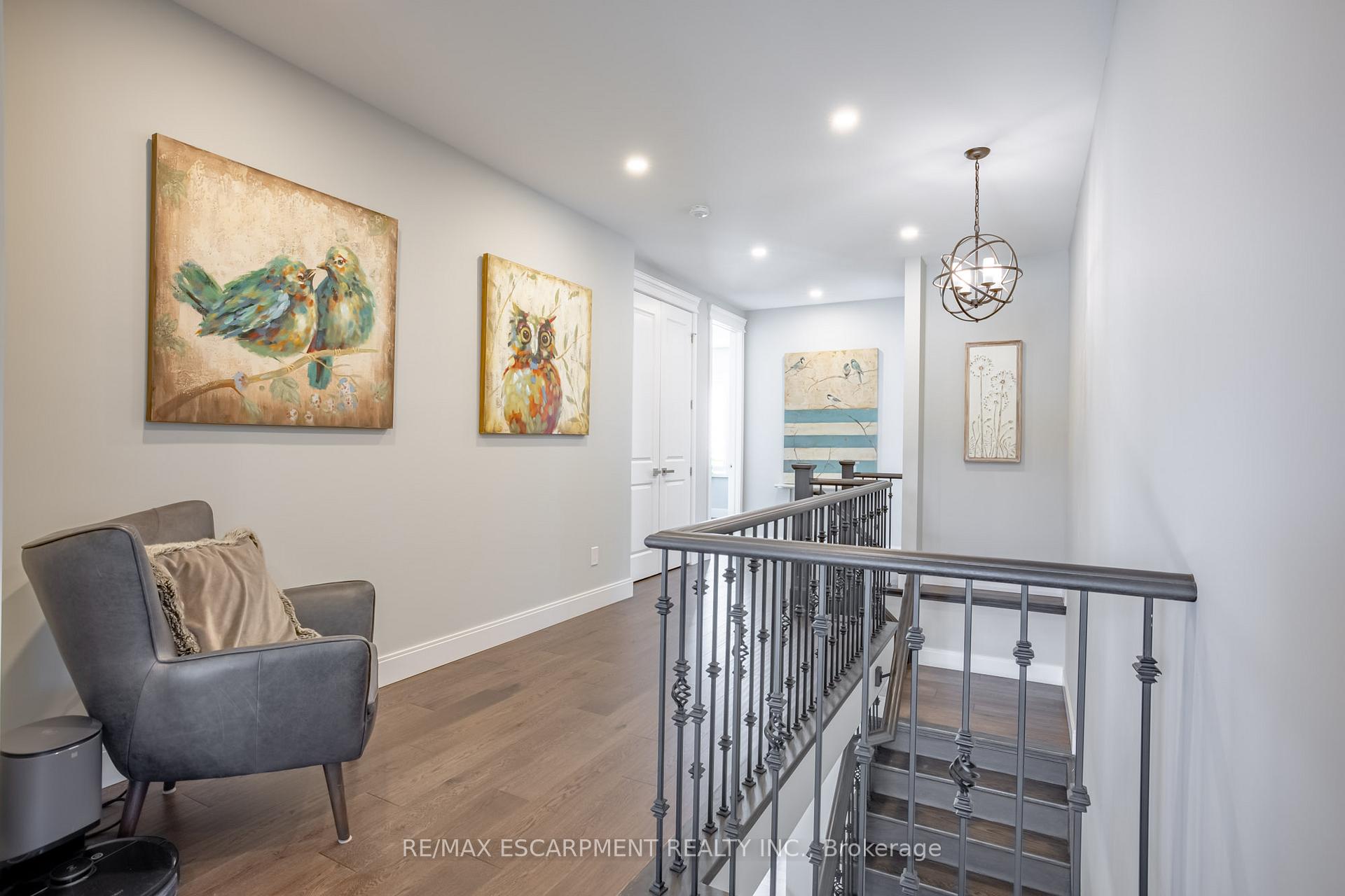 Photo 16 of 4 Lockman Drive, Hamilton, Meadowlands — HOMEH