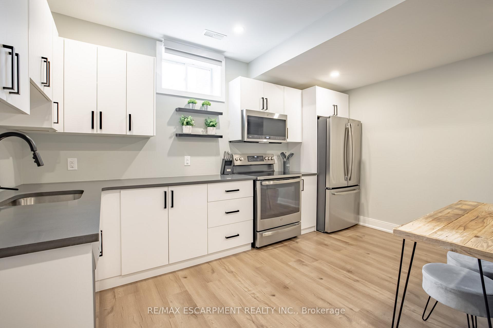 Photo 29 of 4 Lockman Drive, Hamilton, Meadowlands — HOMEH