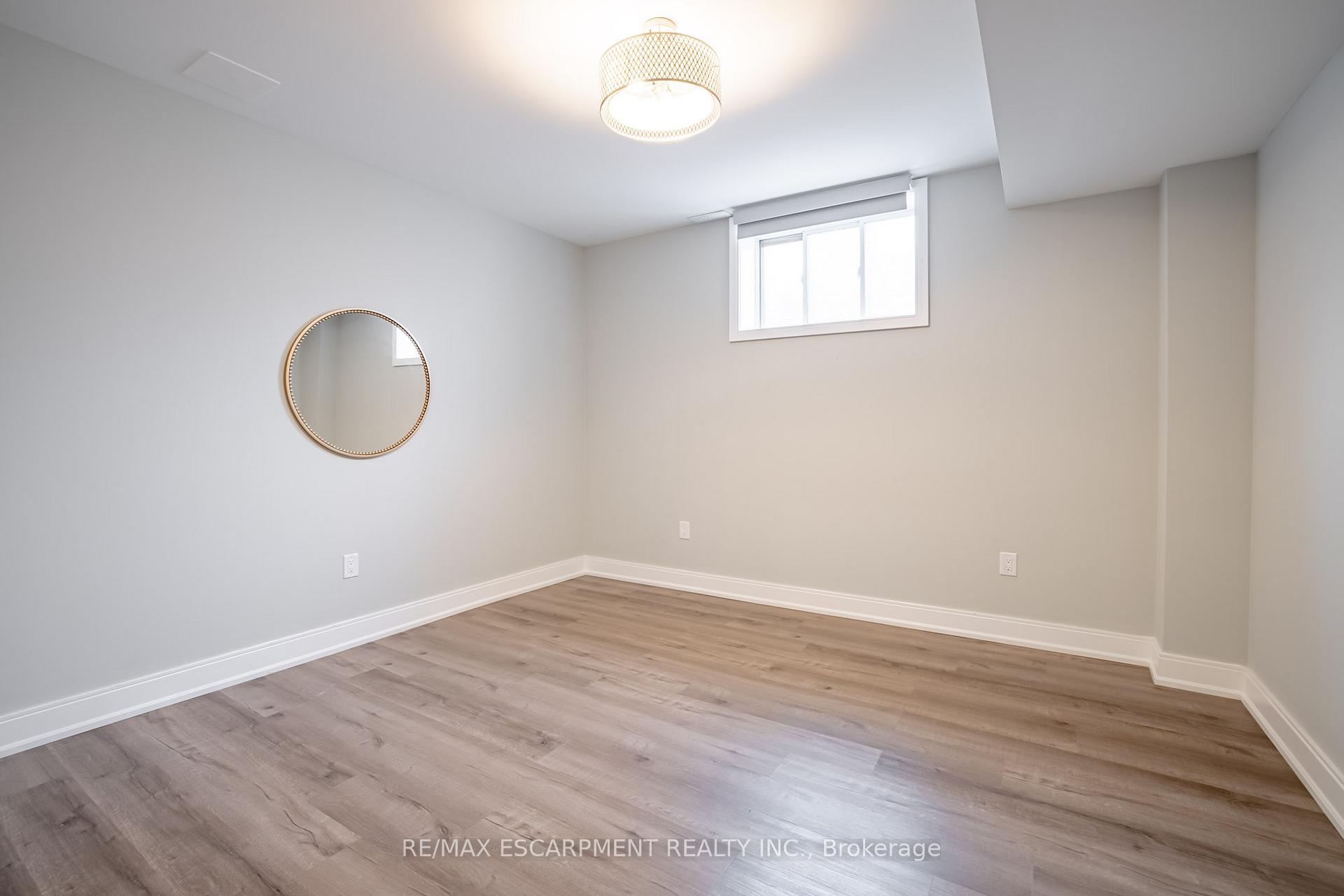 Photo 31 of 4 Lockman Drive, Hamilton, Meadowlands — HOMEH