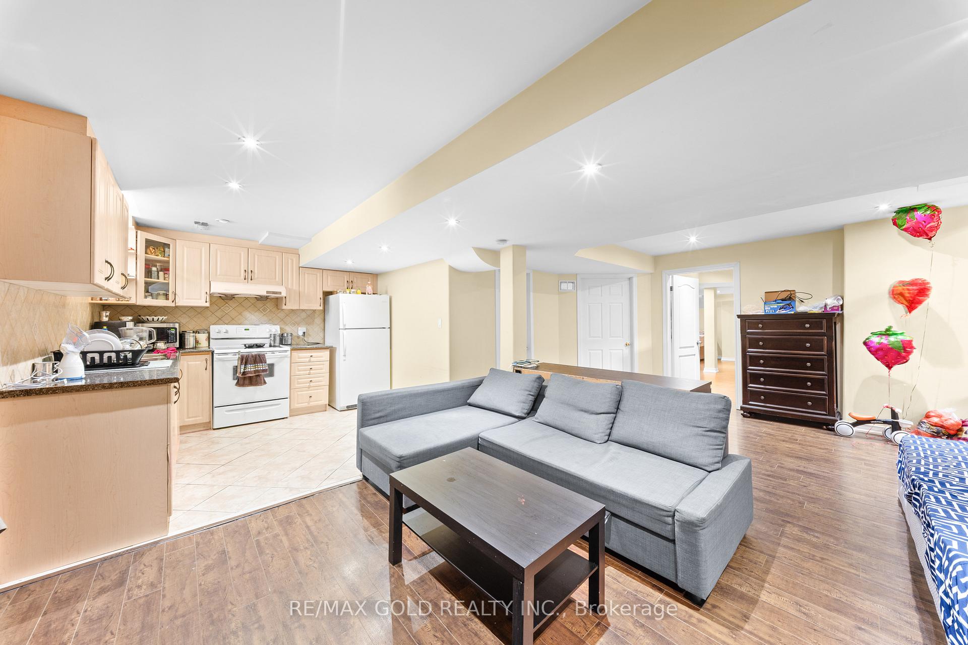 Photo 46 of 14 Crevice Gate, Brampton, Sandringham-Wellington — HOMEH