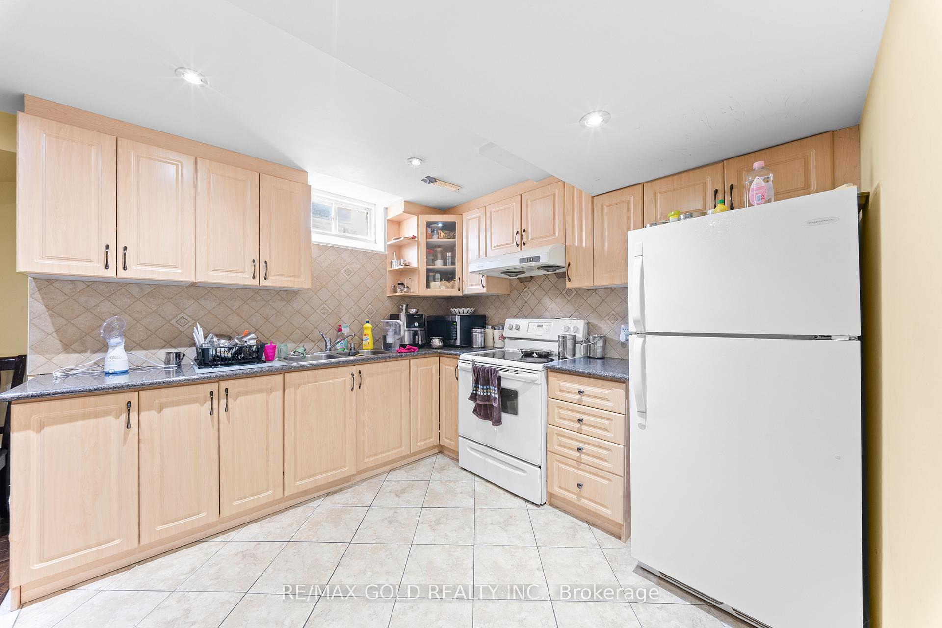 Photo 47 of 14 Crevice Gate, Brampton, Sandringham-Wellington — HOMEH