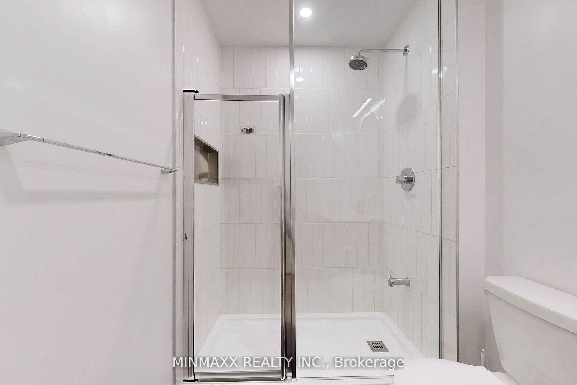 Photo 29 of Unit D620, 8 Beverley Glen Boulevard, Vaughan, Beverley Glen — HOMEH
