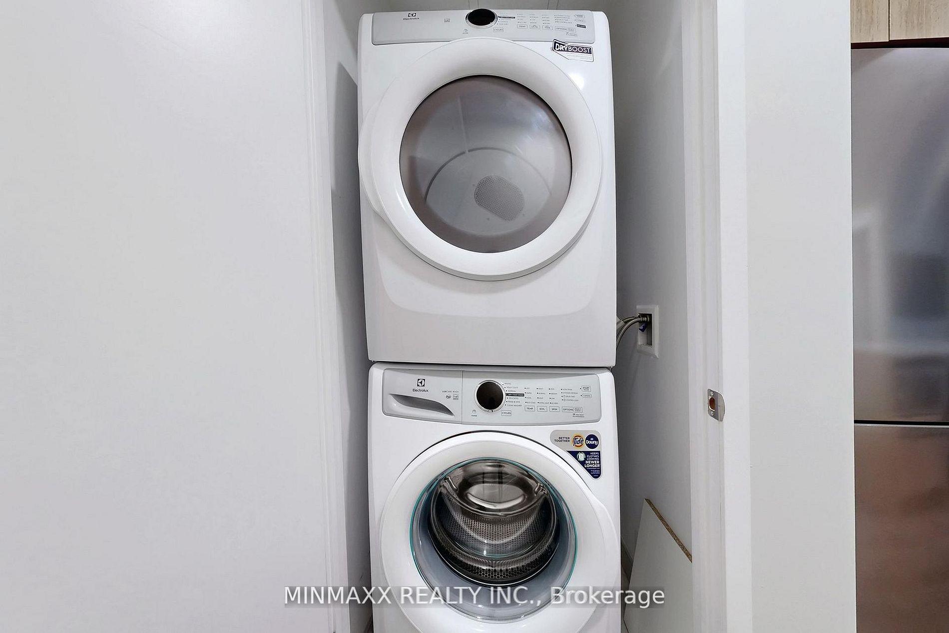 Photo 30 of Unit D620, 8 Beverley Glen Boulevard, Vaughan, Beverley Glen — HOMEH