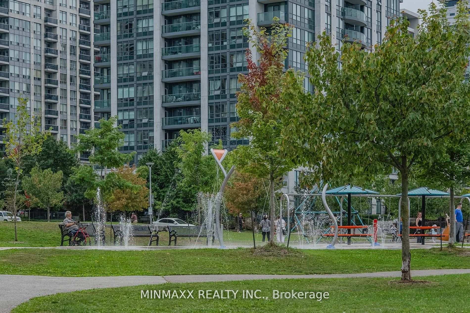Photo 49 of Unit D620, 8 Beverley Glen Boulevard, Vaughan, Beverley Glen — HOMEH