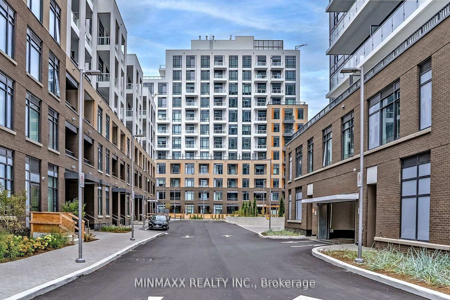 Photo 50 of Unit D620, 8 Beverley Glen Boulevard, Vaughan, Beverley Glen — HOMEH