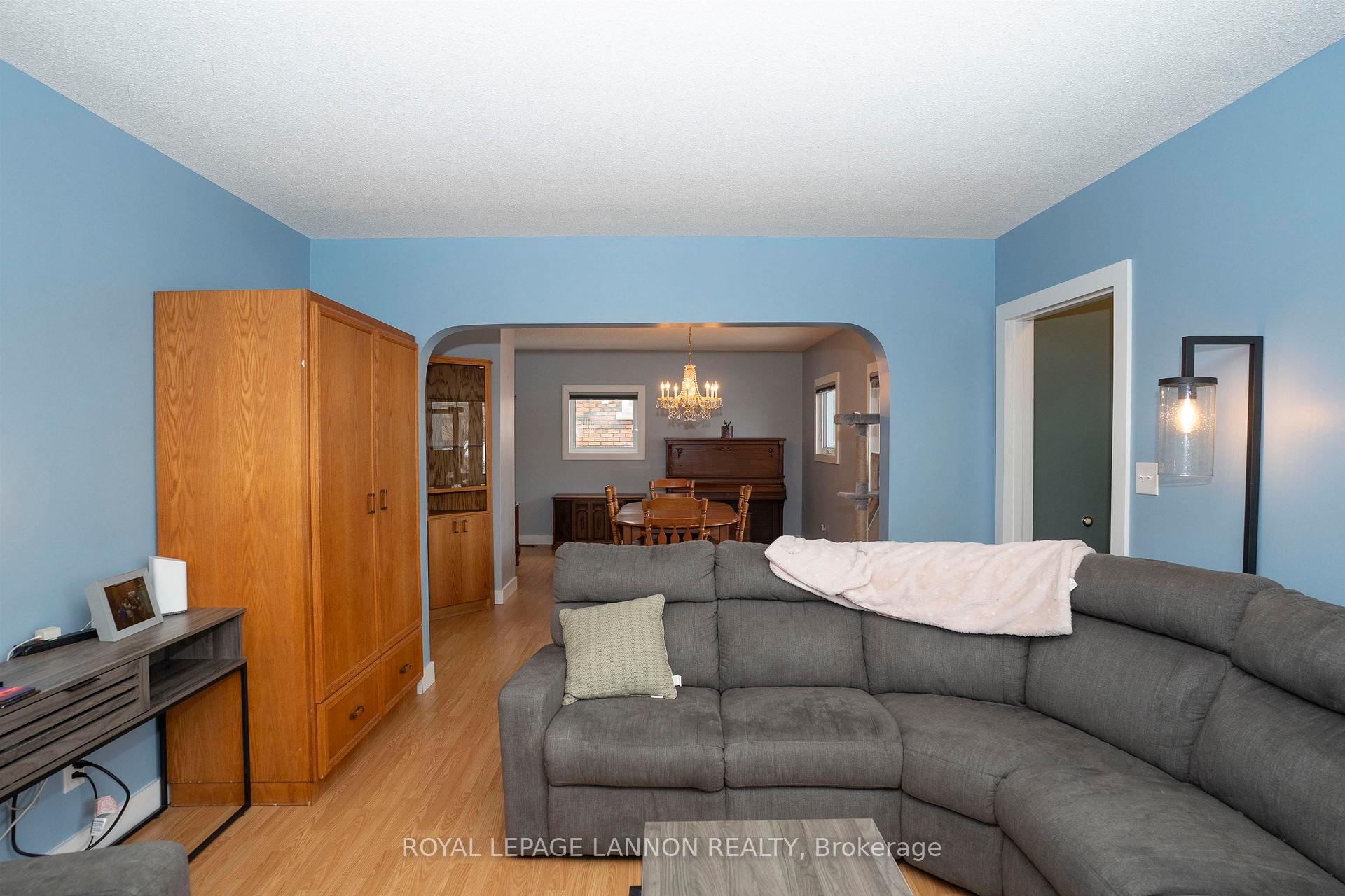 Photo 7 of 319 Vickers Street S, Thunder Bay, Hyde Park — HOMEH