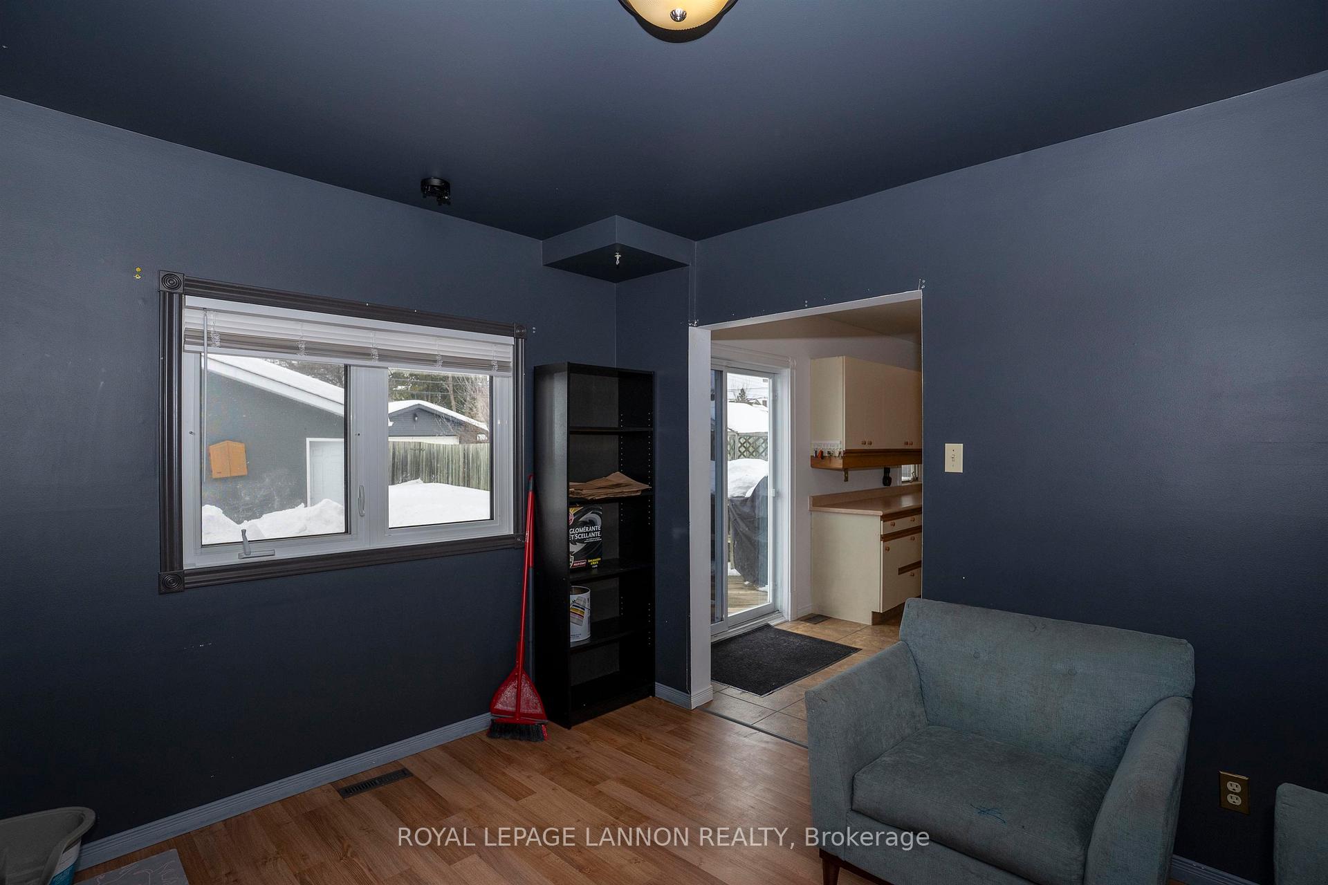 Photo 19 of 319 Vickers Street S, Thunder Bay, Hyde Park — HOMEH