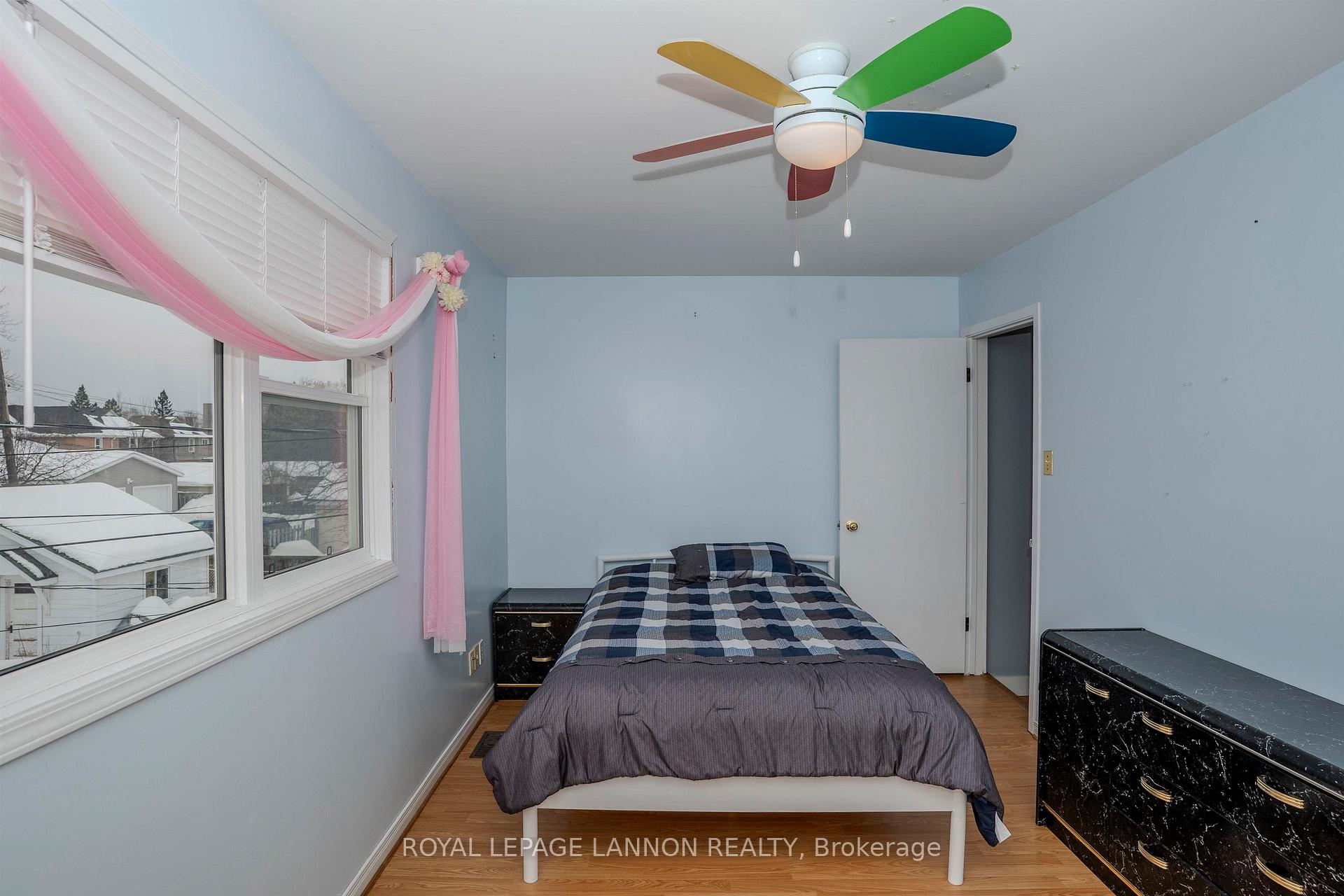 Photo 28 of 319 Vickers Street S, Thunder Bay, Hyde Park — HOMEH