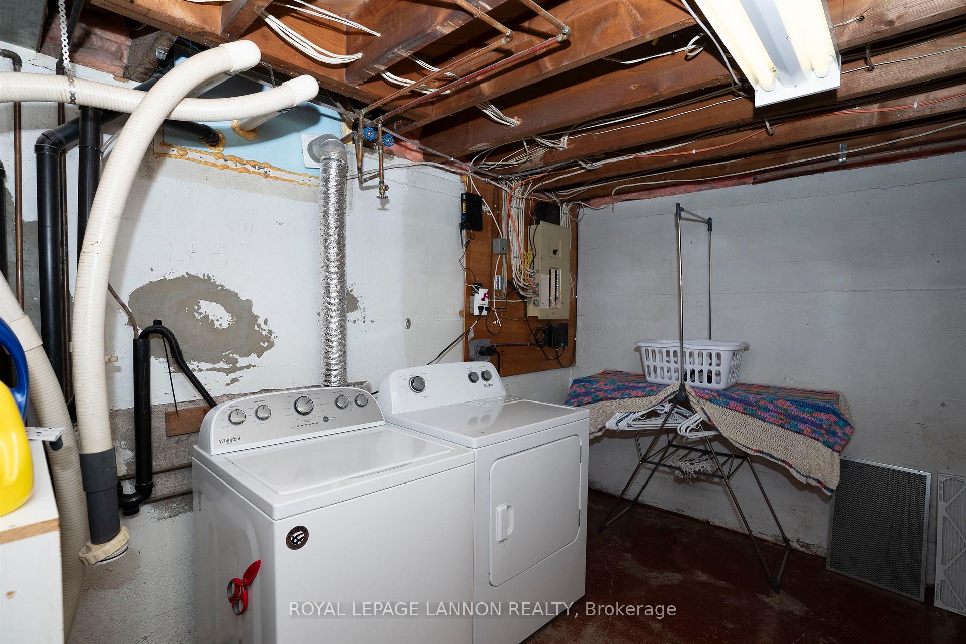 Photo 36 of 319 Vickers Street S, Thunder Bay, Hyde Park — HOMEH