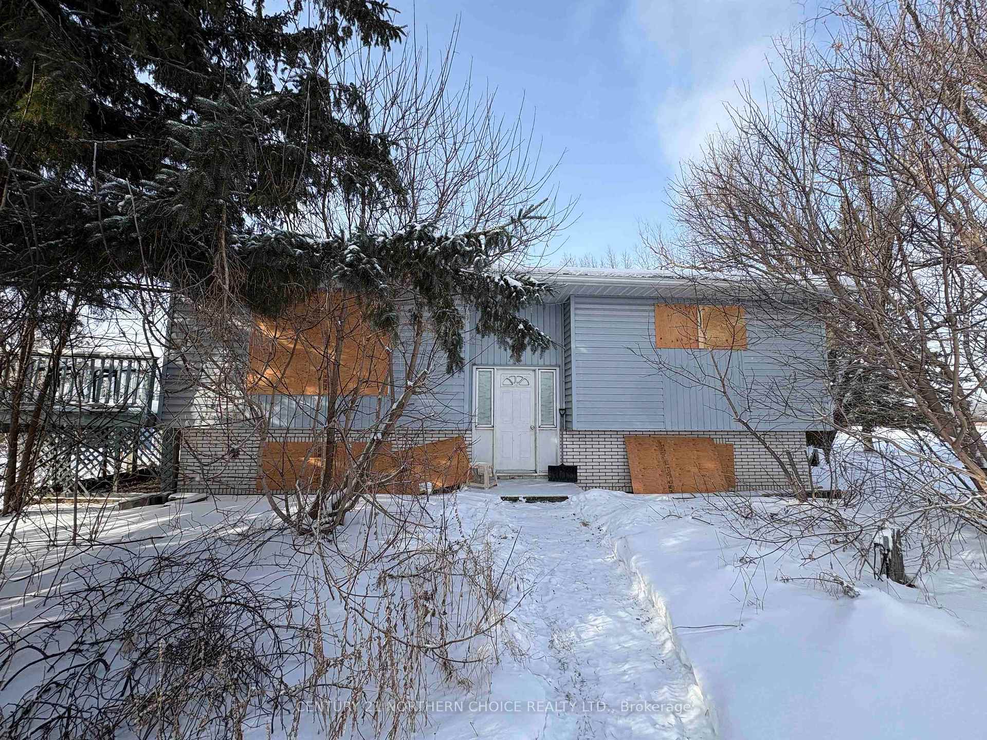 Photo 1 of 91 LaVallee Road S, La Vallee — HOMEH